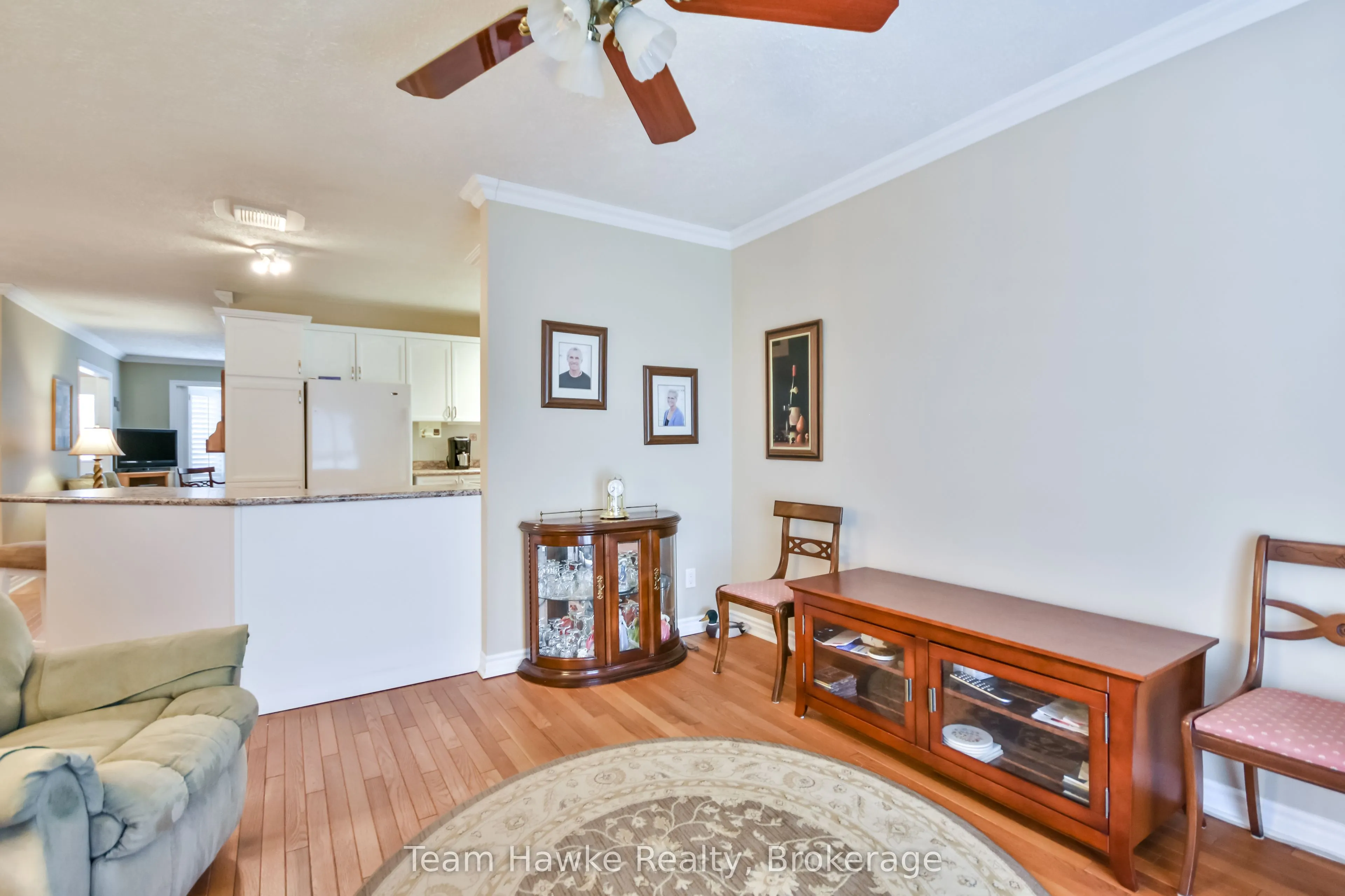90 Burke Street, #20