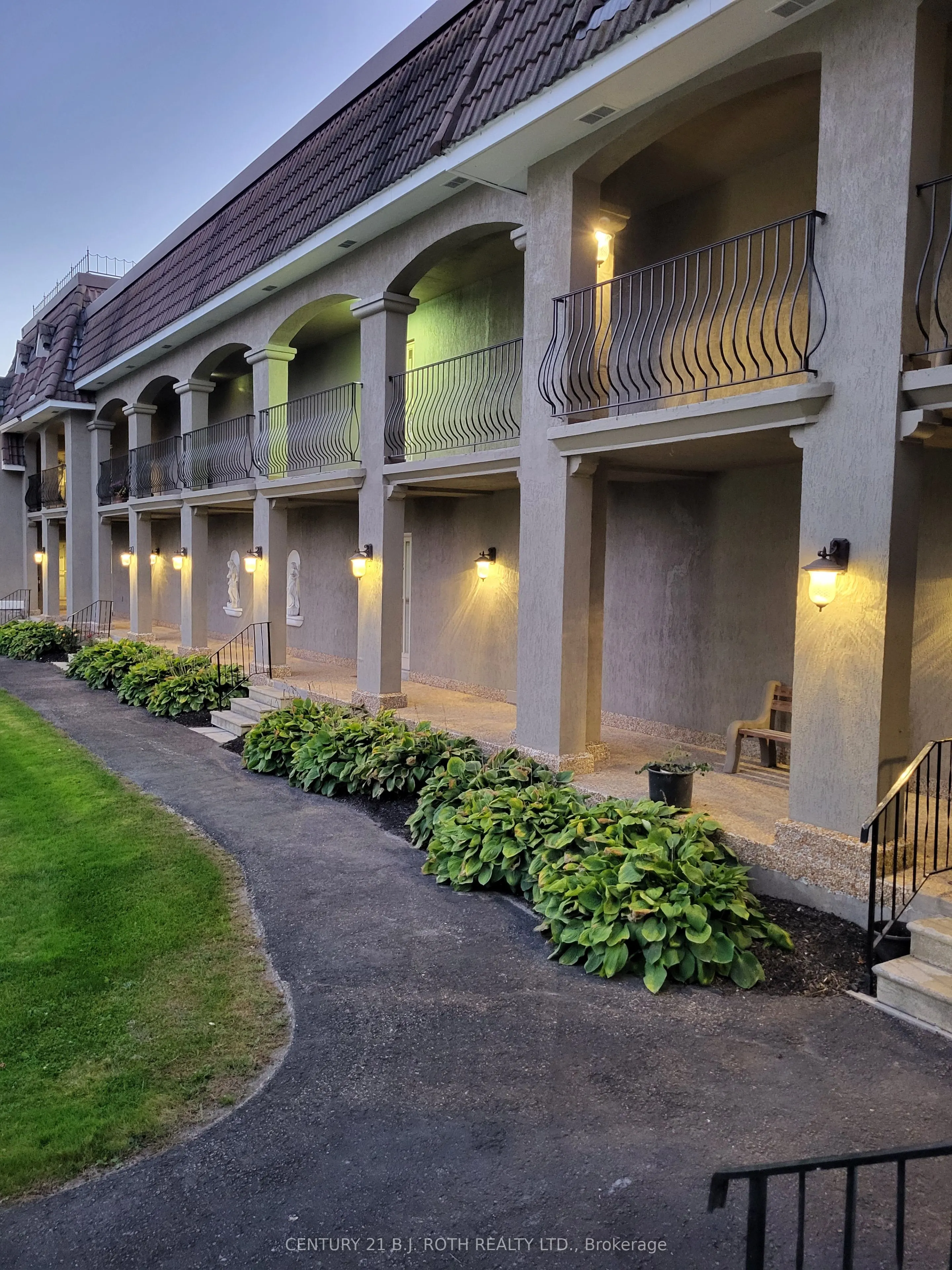 60 Laguna Parkway, #15