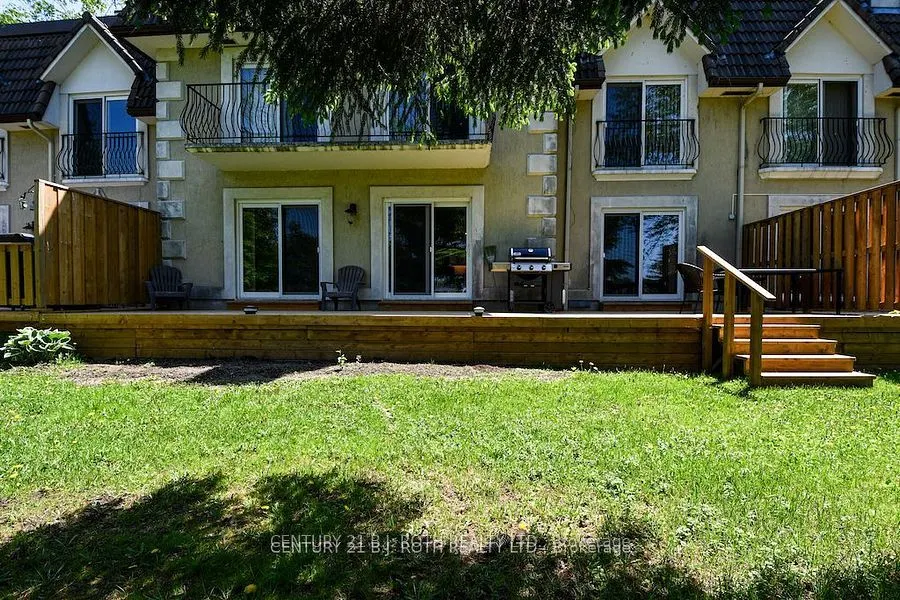 60 Laguna Parkway, #15
