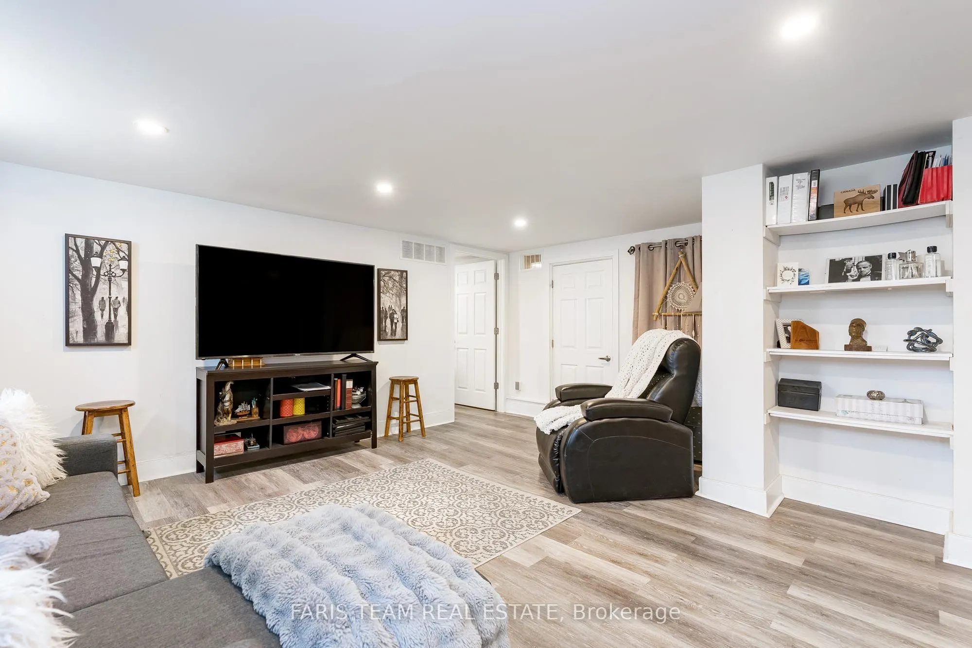 1119 Sajnovic Place