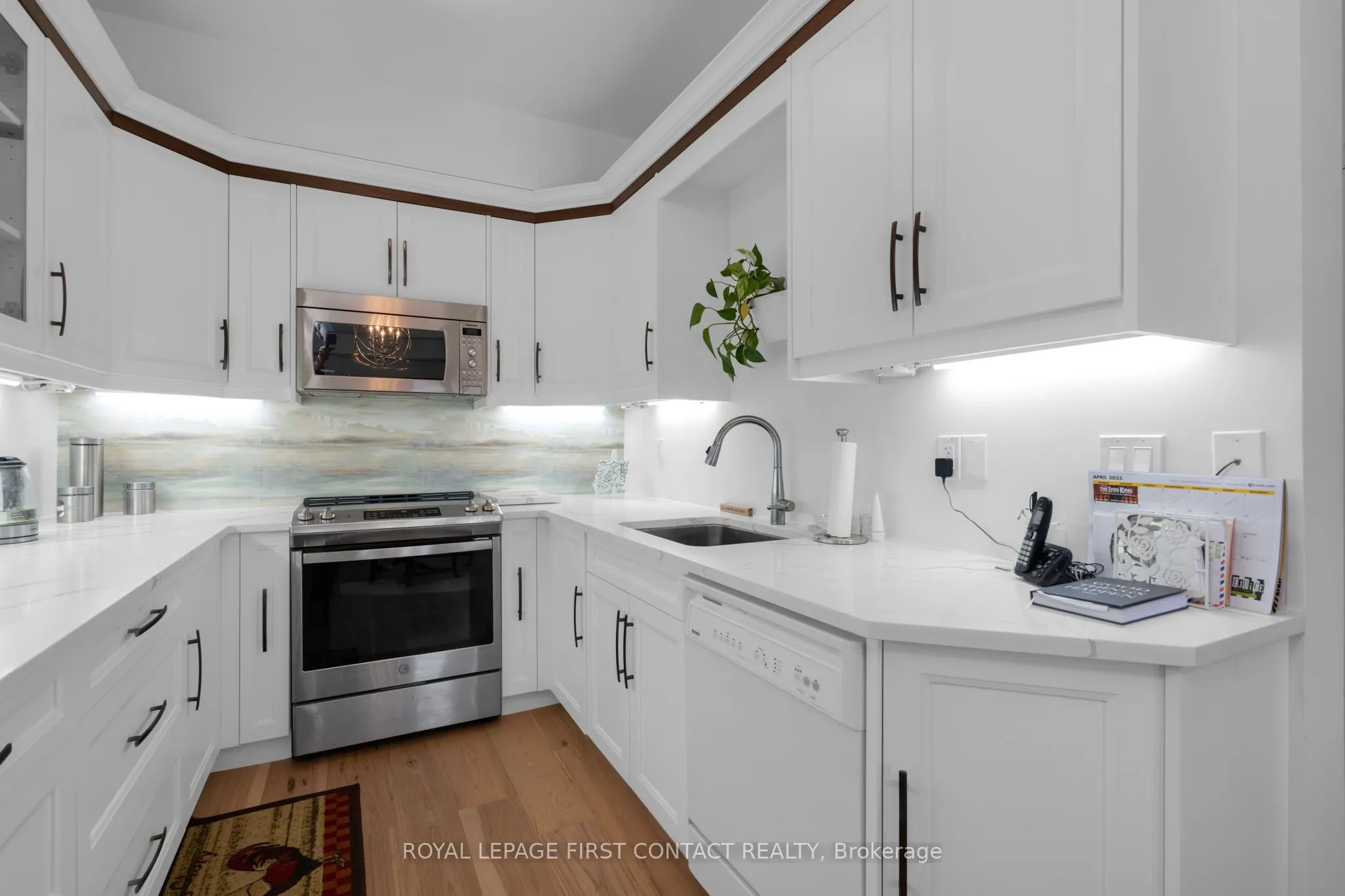 200 Collier Street #104