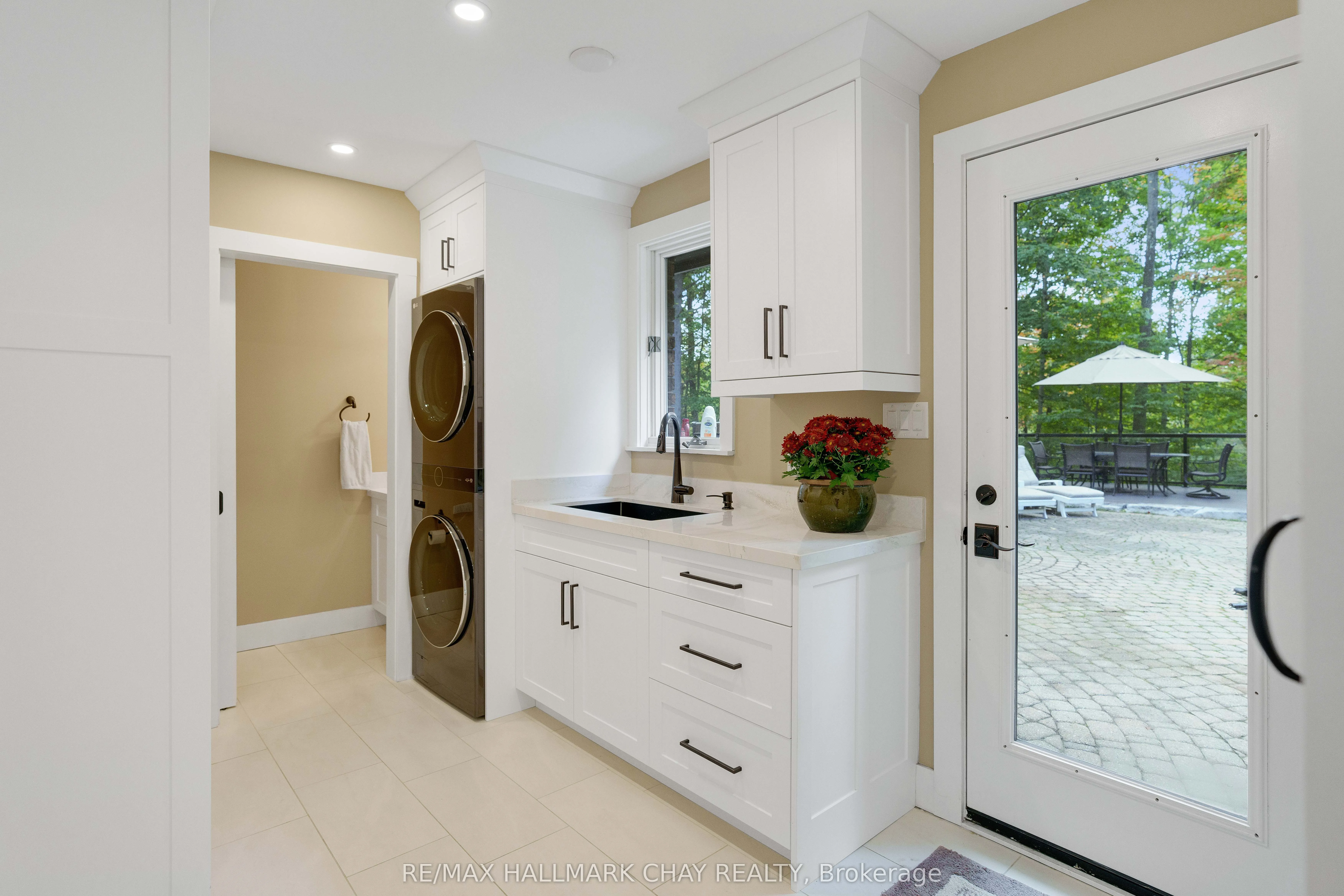 11 Park Trail