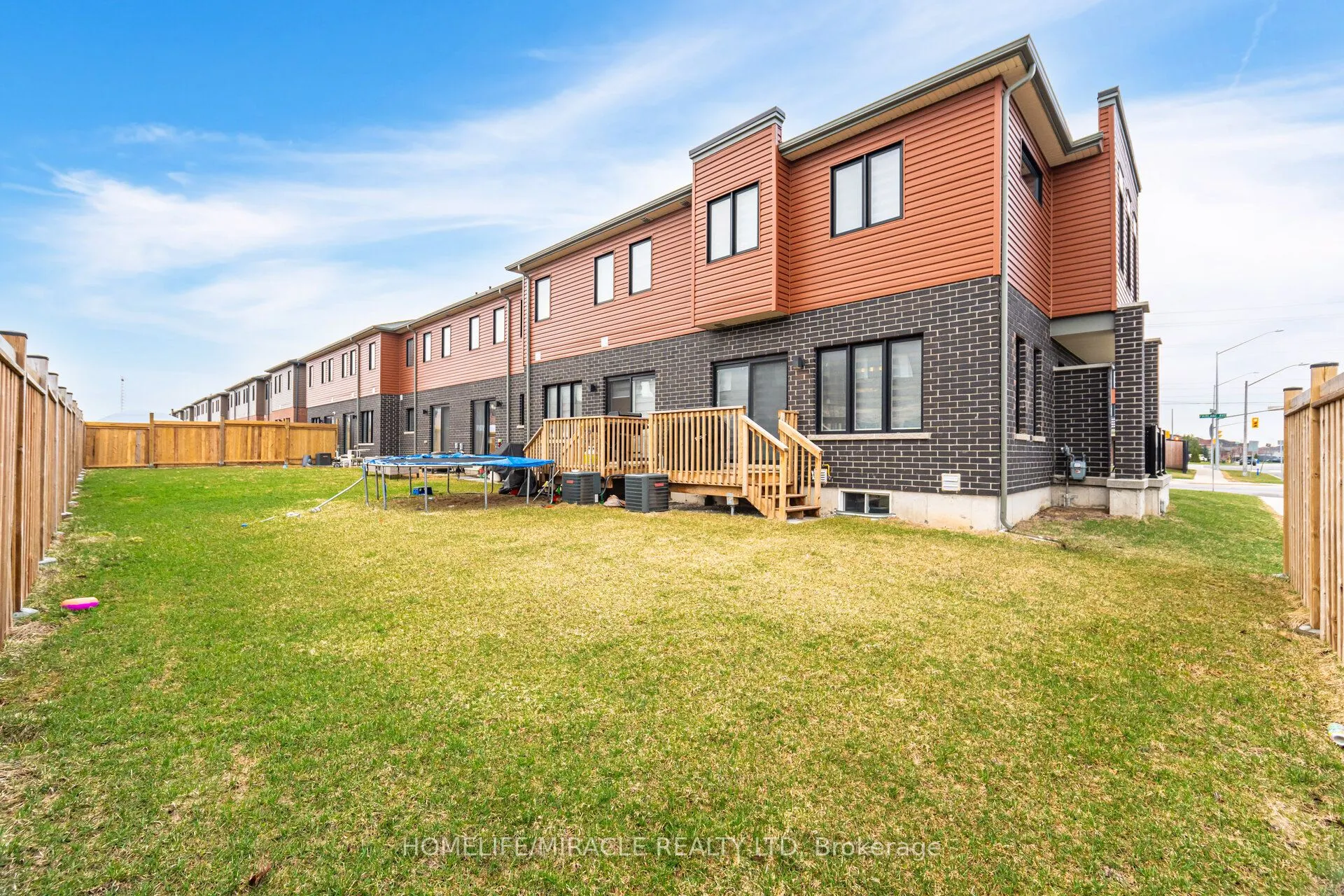92 Fairlane Avenue