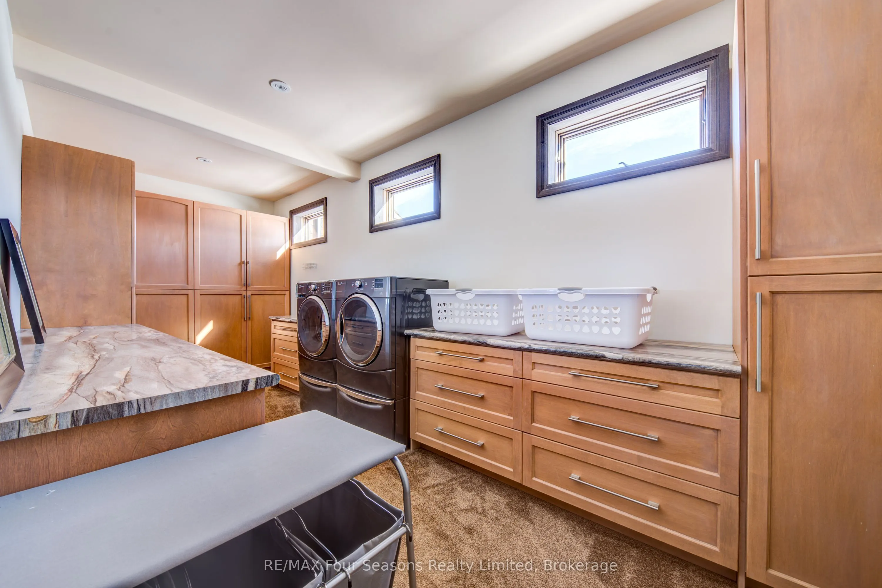 12 Windrose Valley Boulevard