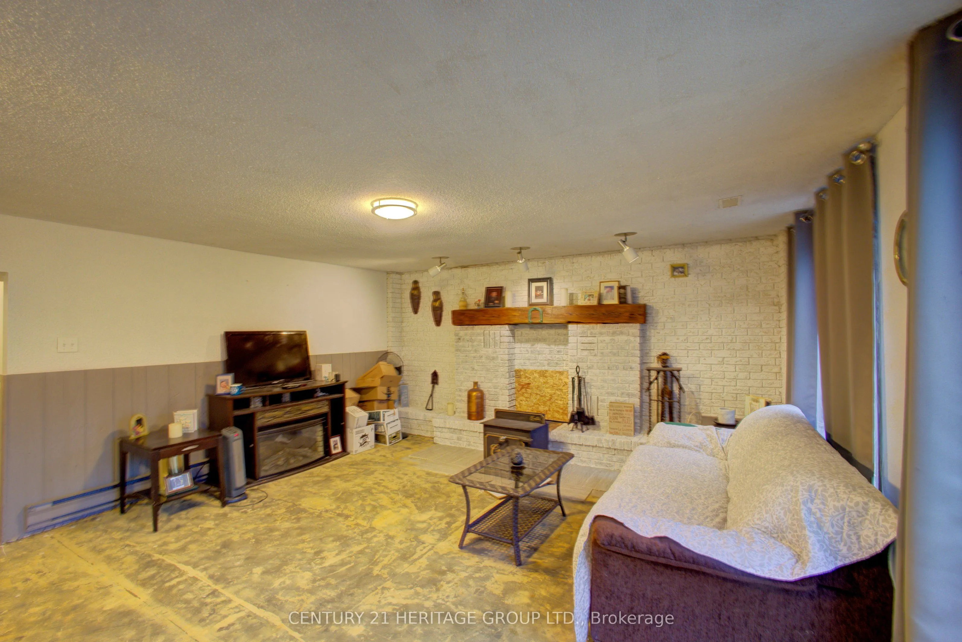 103 Sunnidale Road S