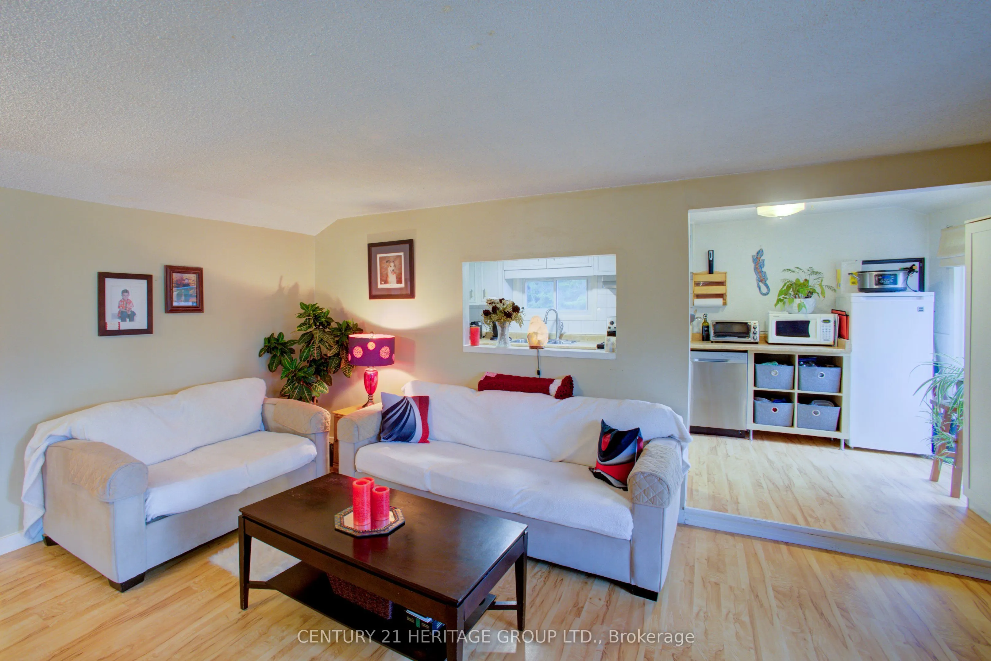 103 Sunnidale Road S