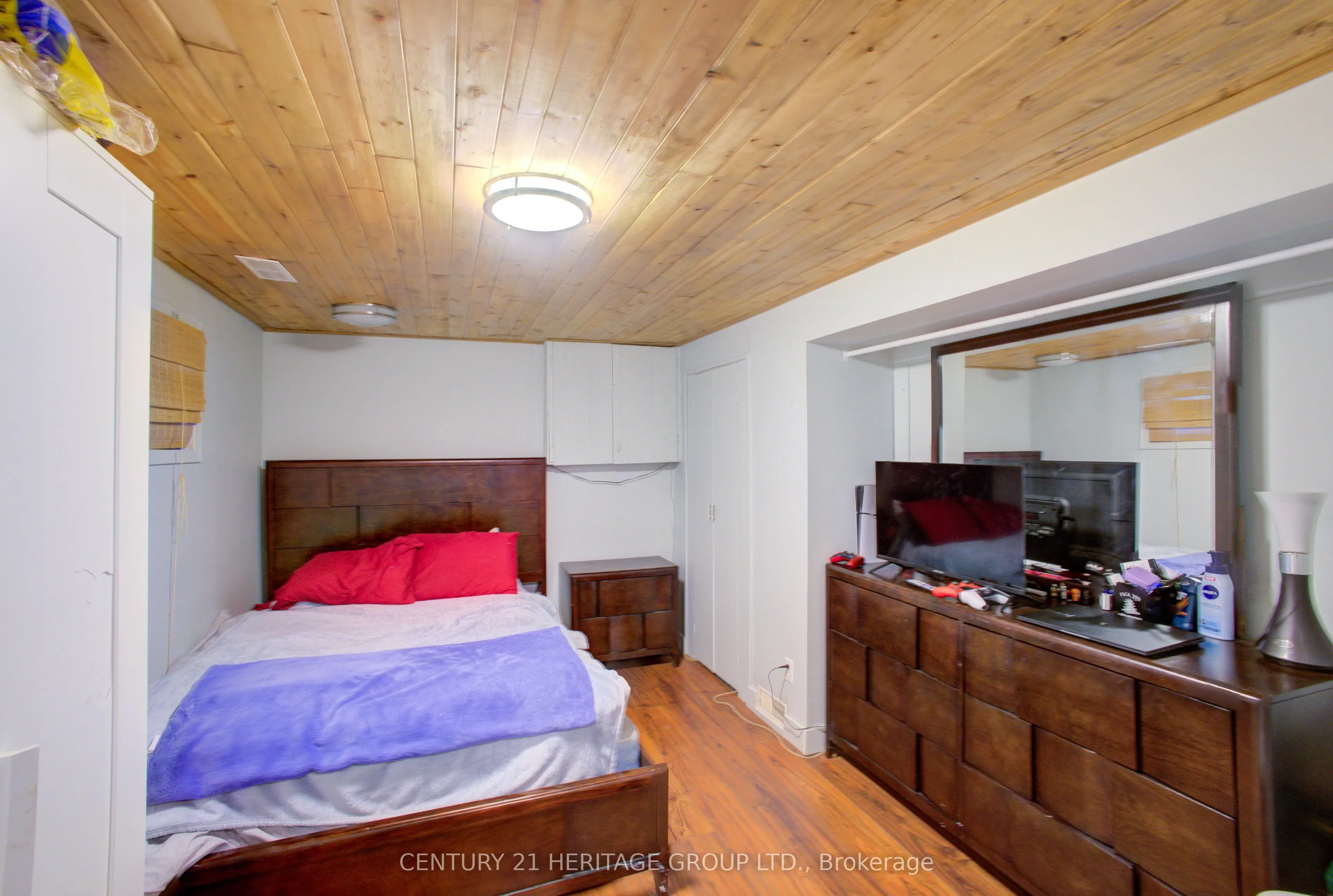 103 Sunnidale Road S