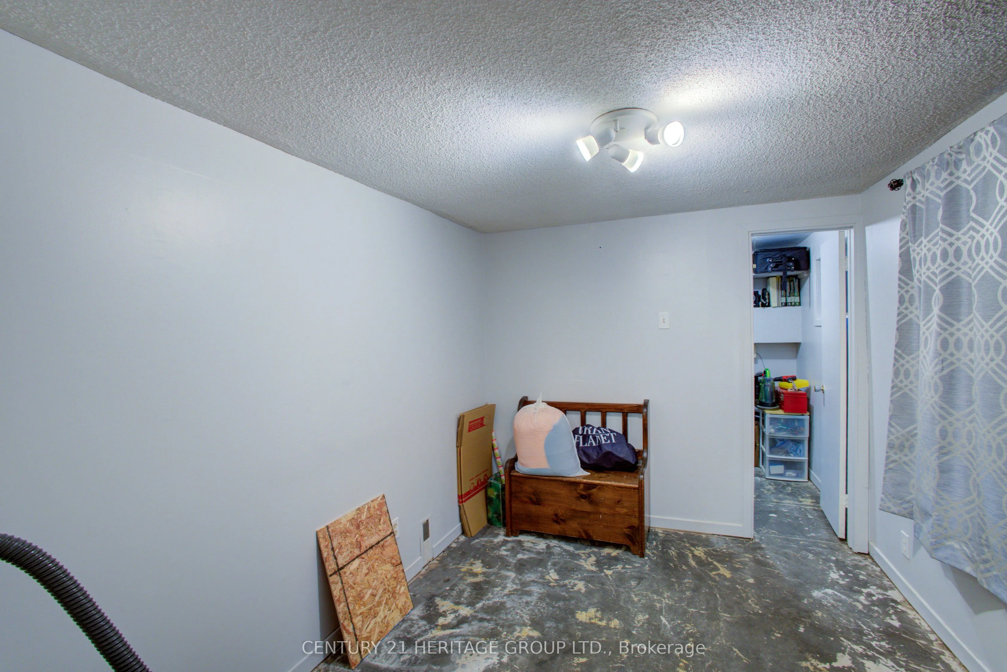 103 Sunnidale Road S