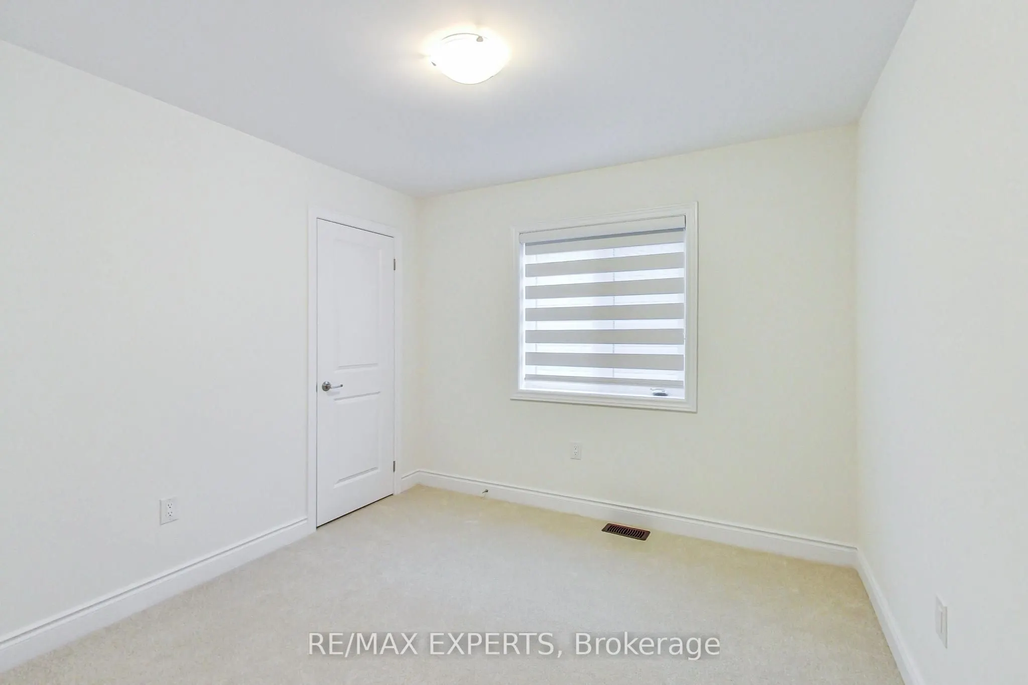 11 Union Boulevard