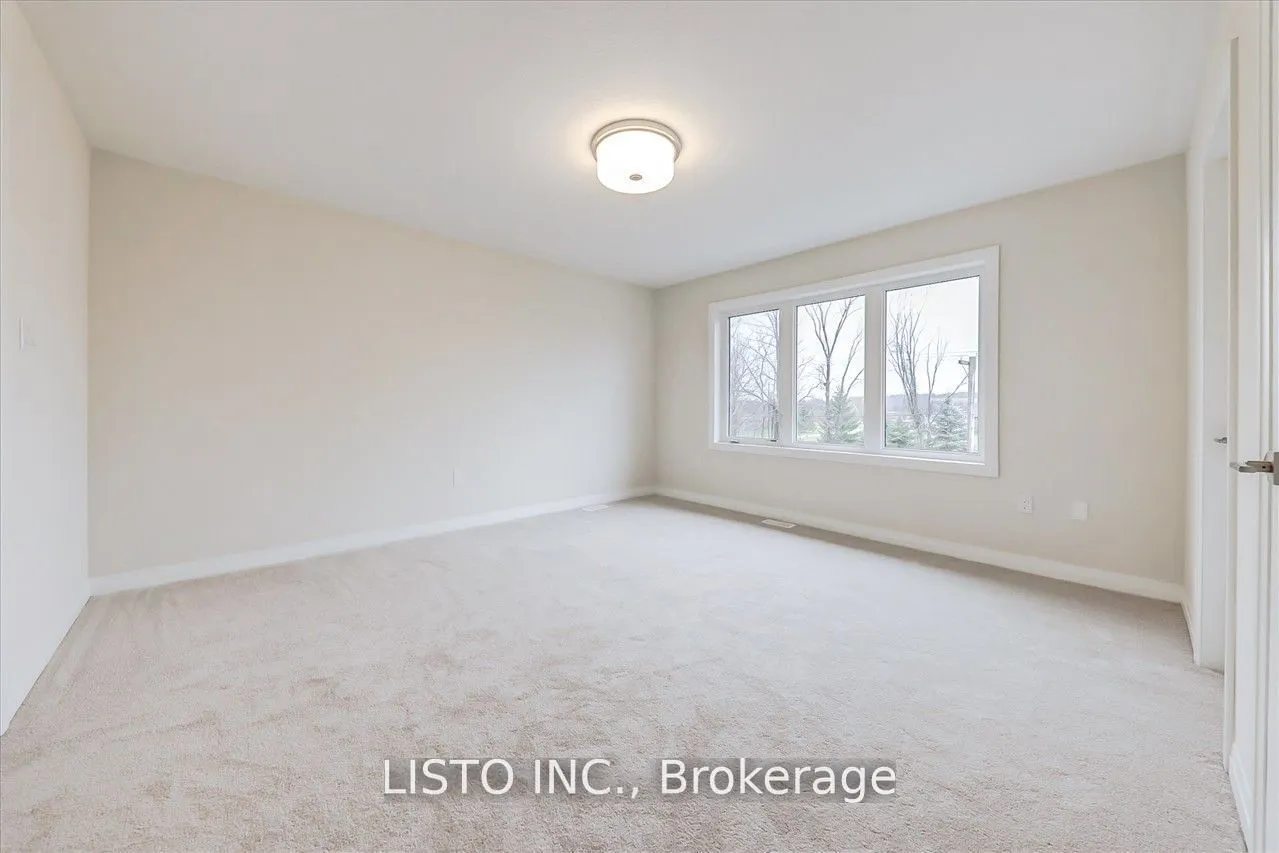 3763 Sunbank Crescent