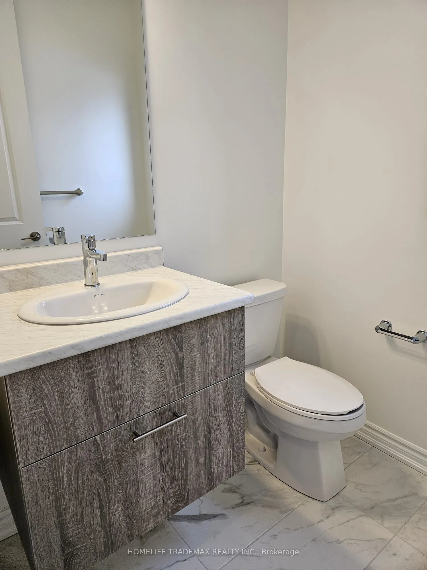 16 West Oak Trail