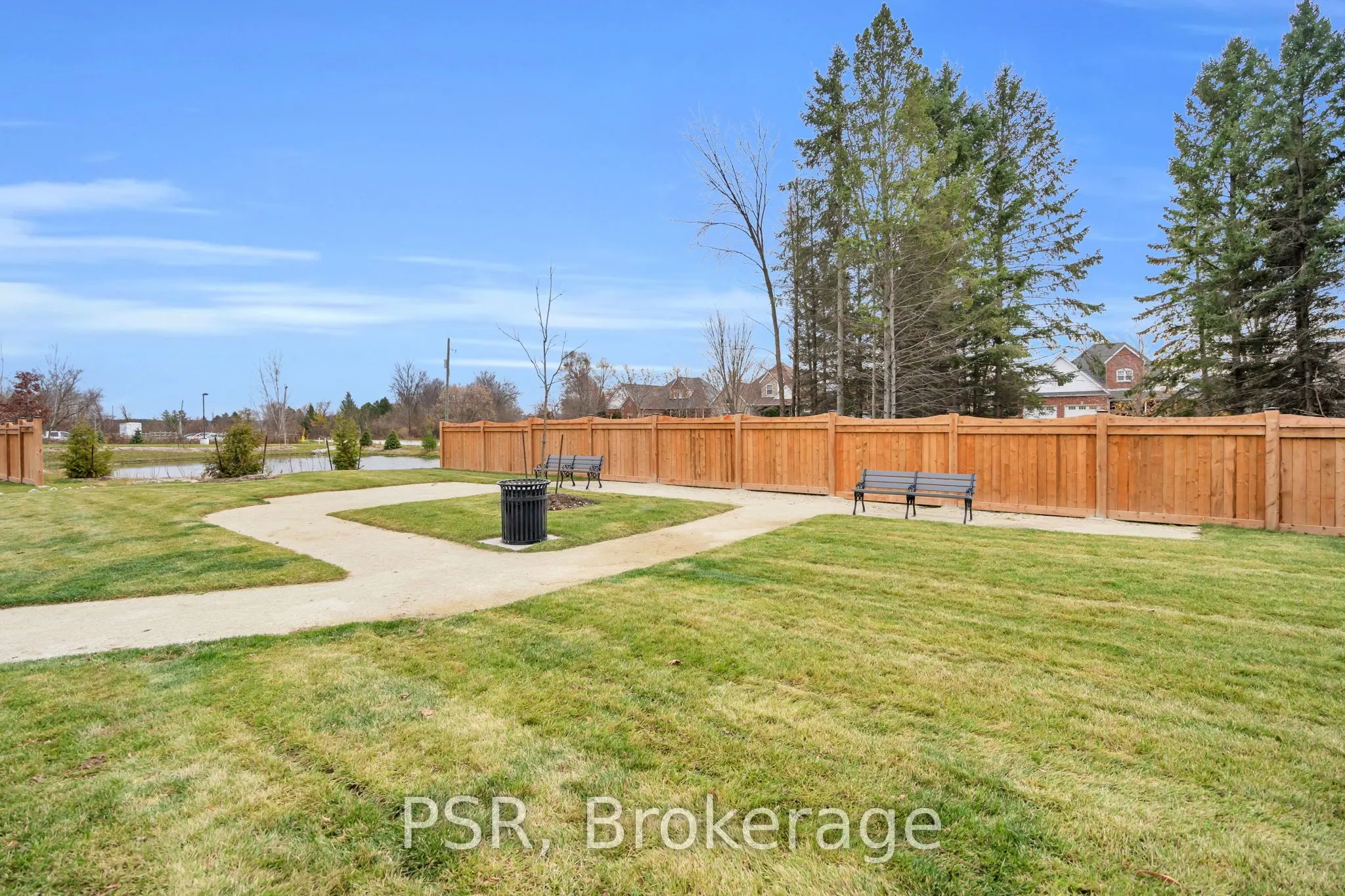 121 Mary Street, #309