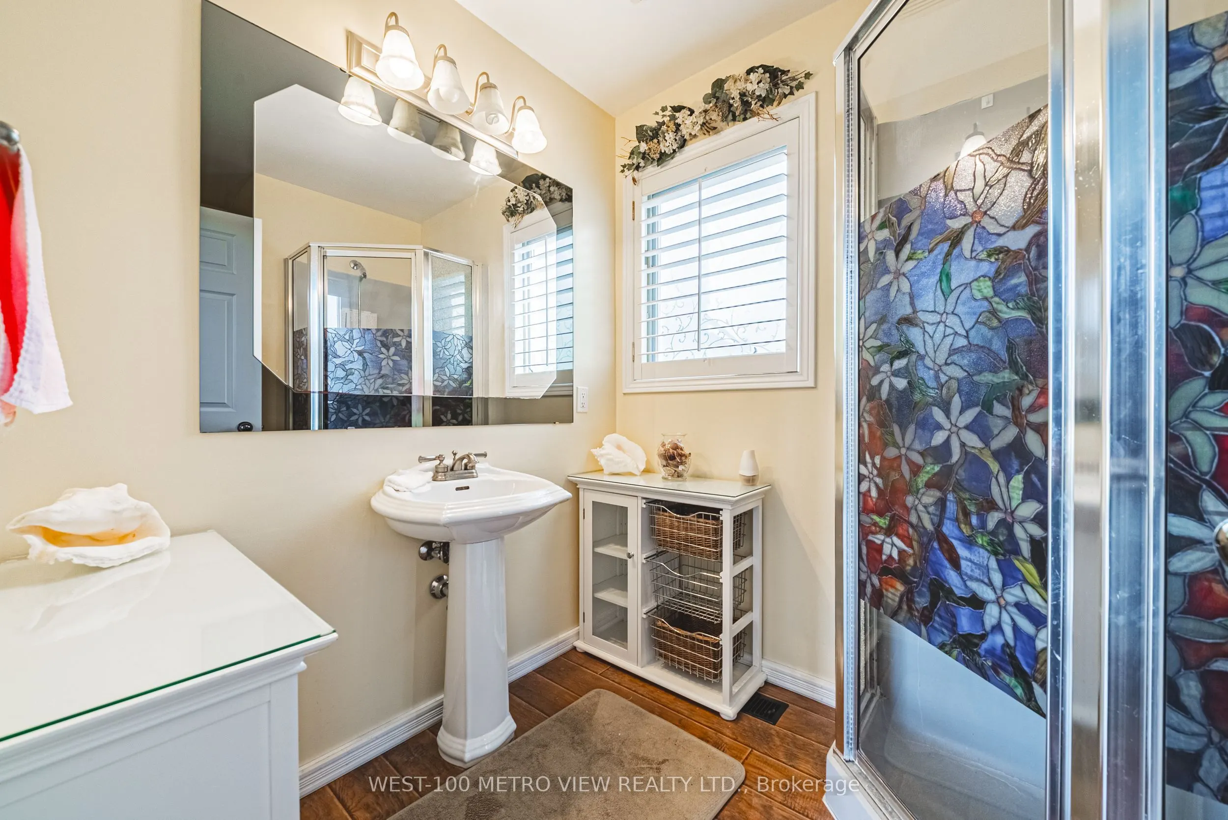 2476 Champlain Road