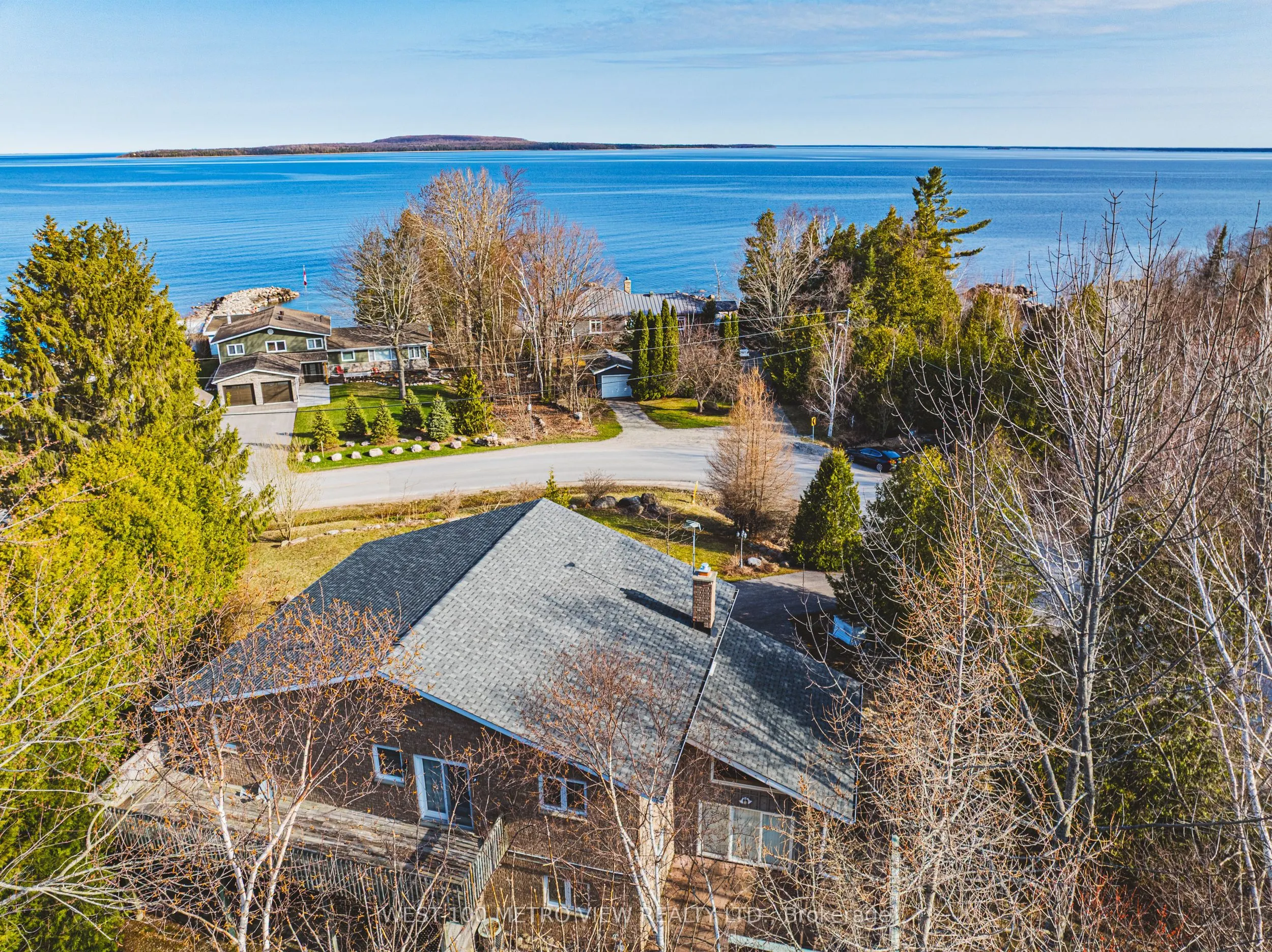 2476 Champlain Road