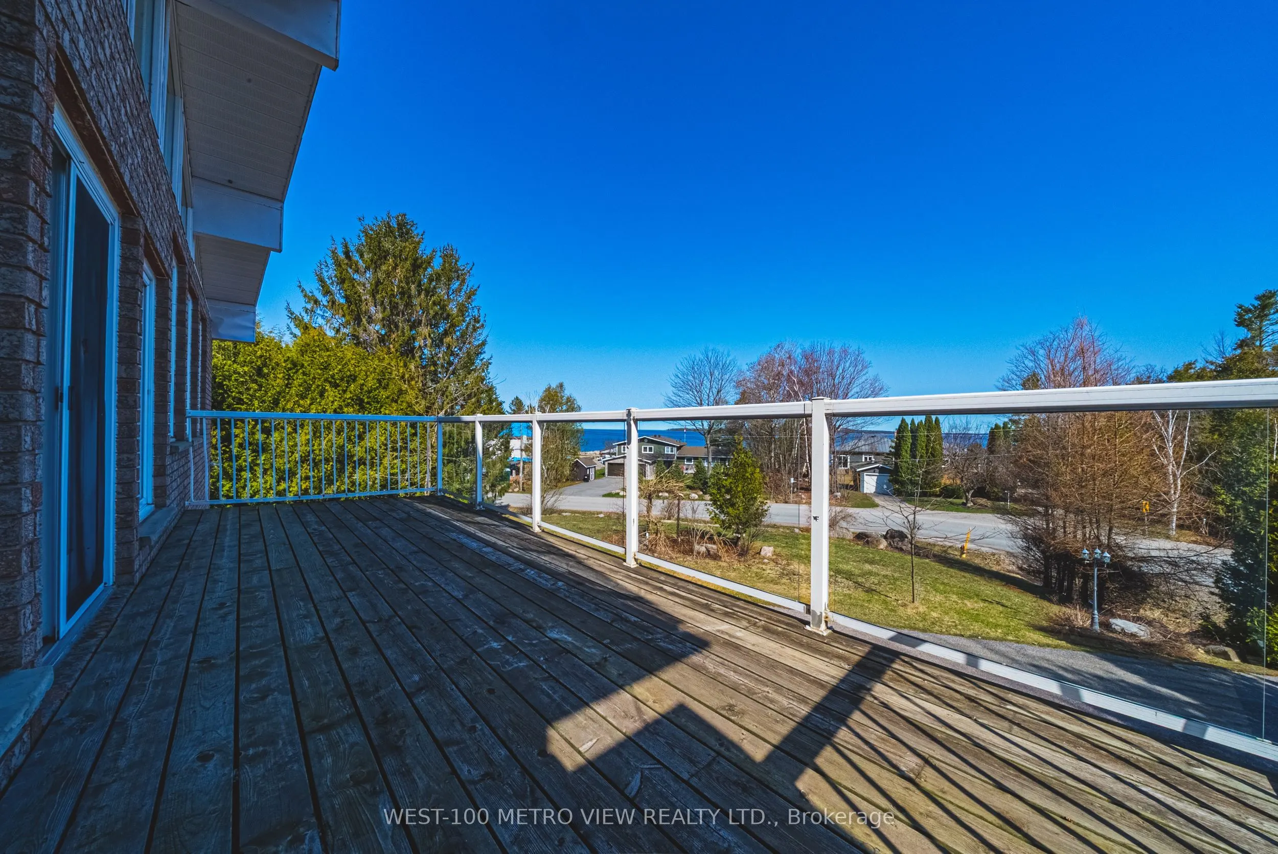2476 Champlain Road