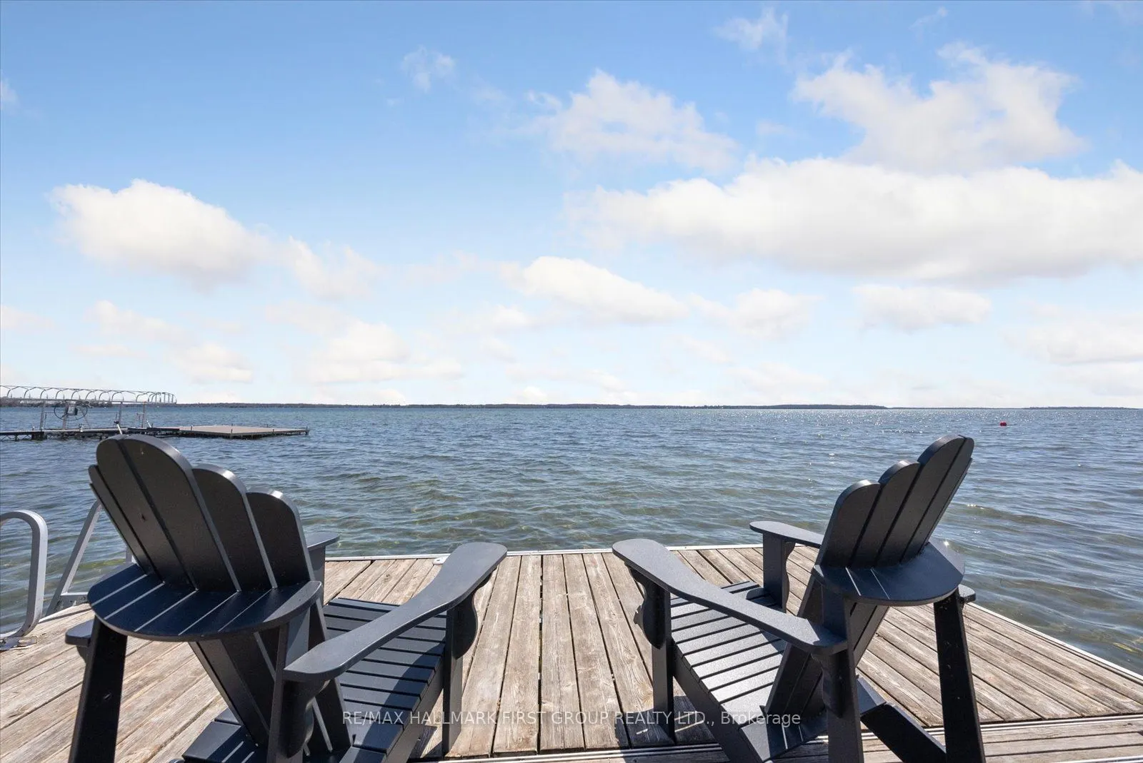 2807 Lakeside Drive