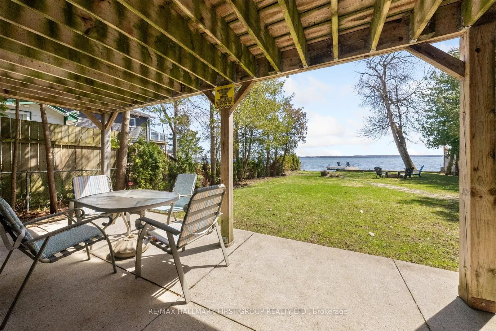 2807 Lakeside Drive