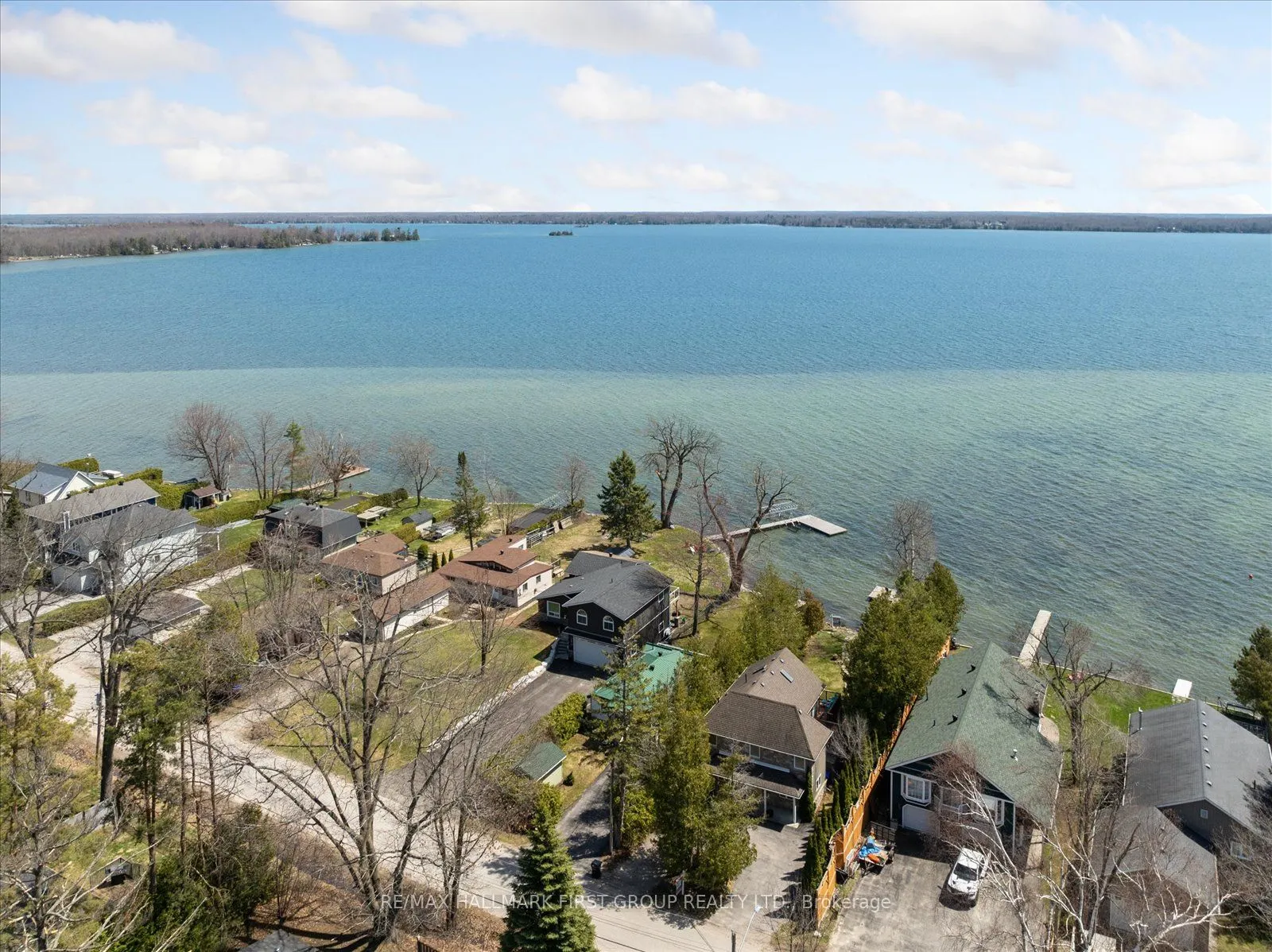 2807 Lakeside Drive