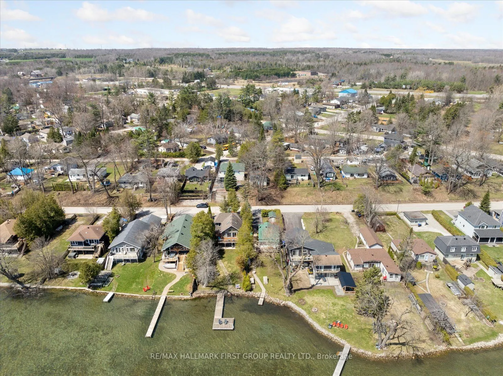 2807 Lakeside Drive