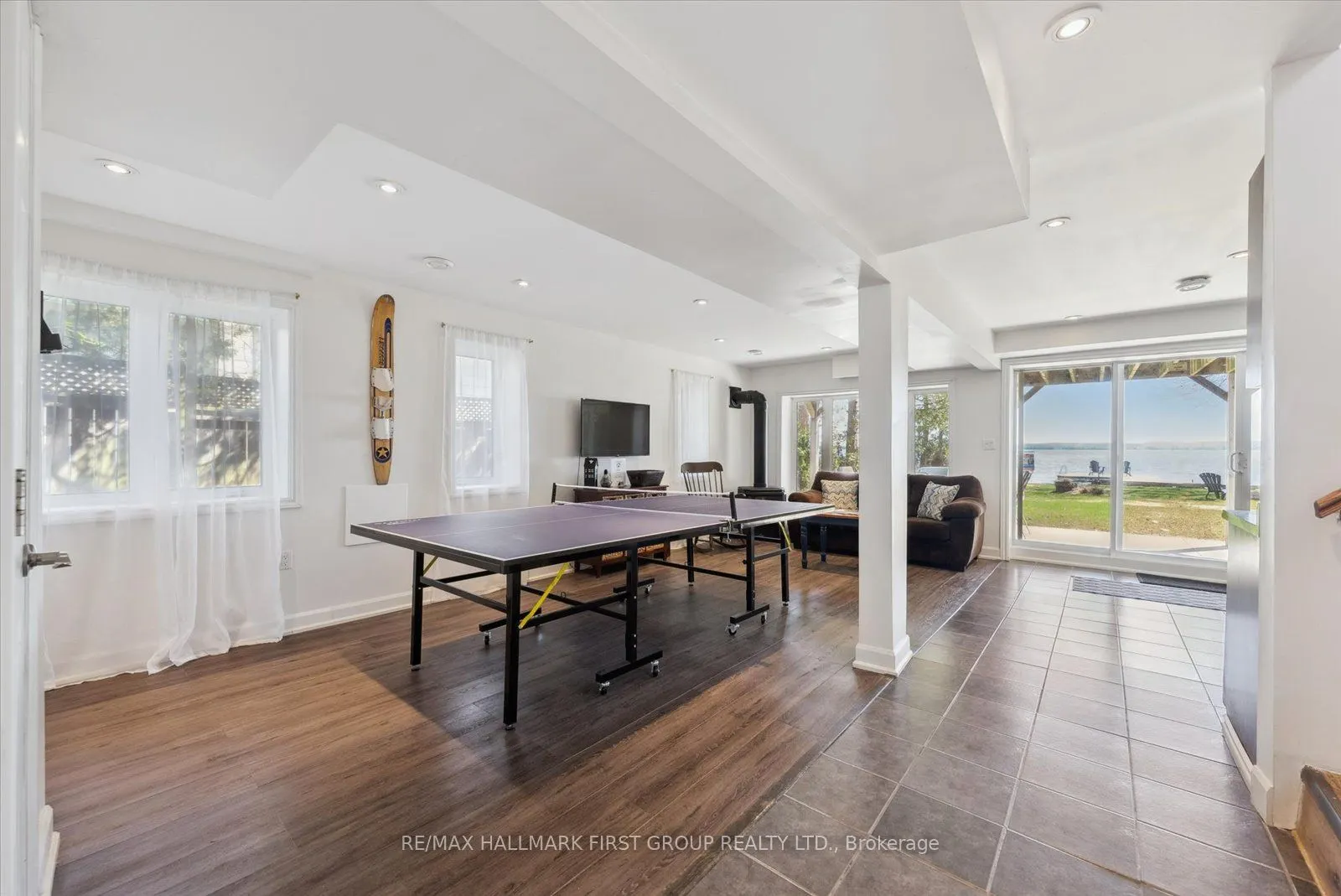 2807 Lakeside Drive