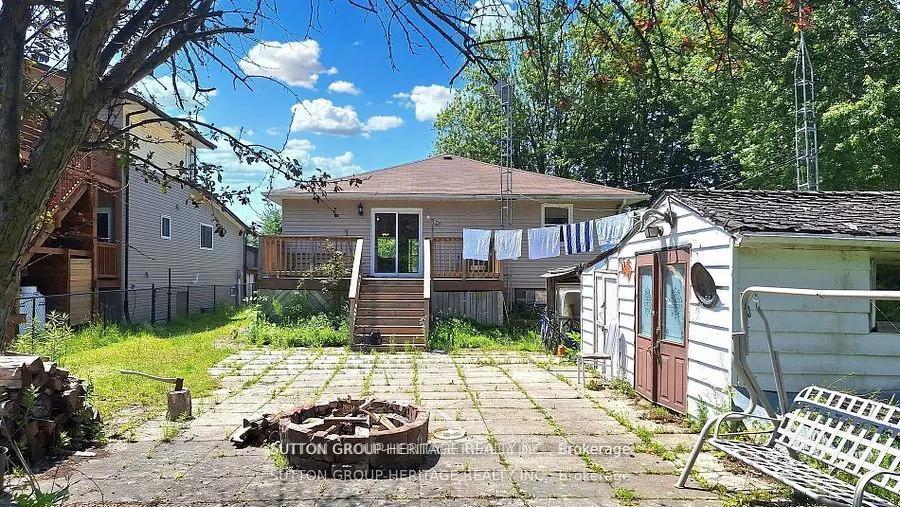 29 Lake Avenue