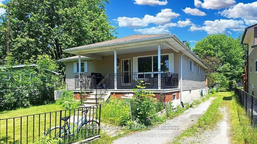 29 Lake Avenue