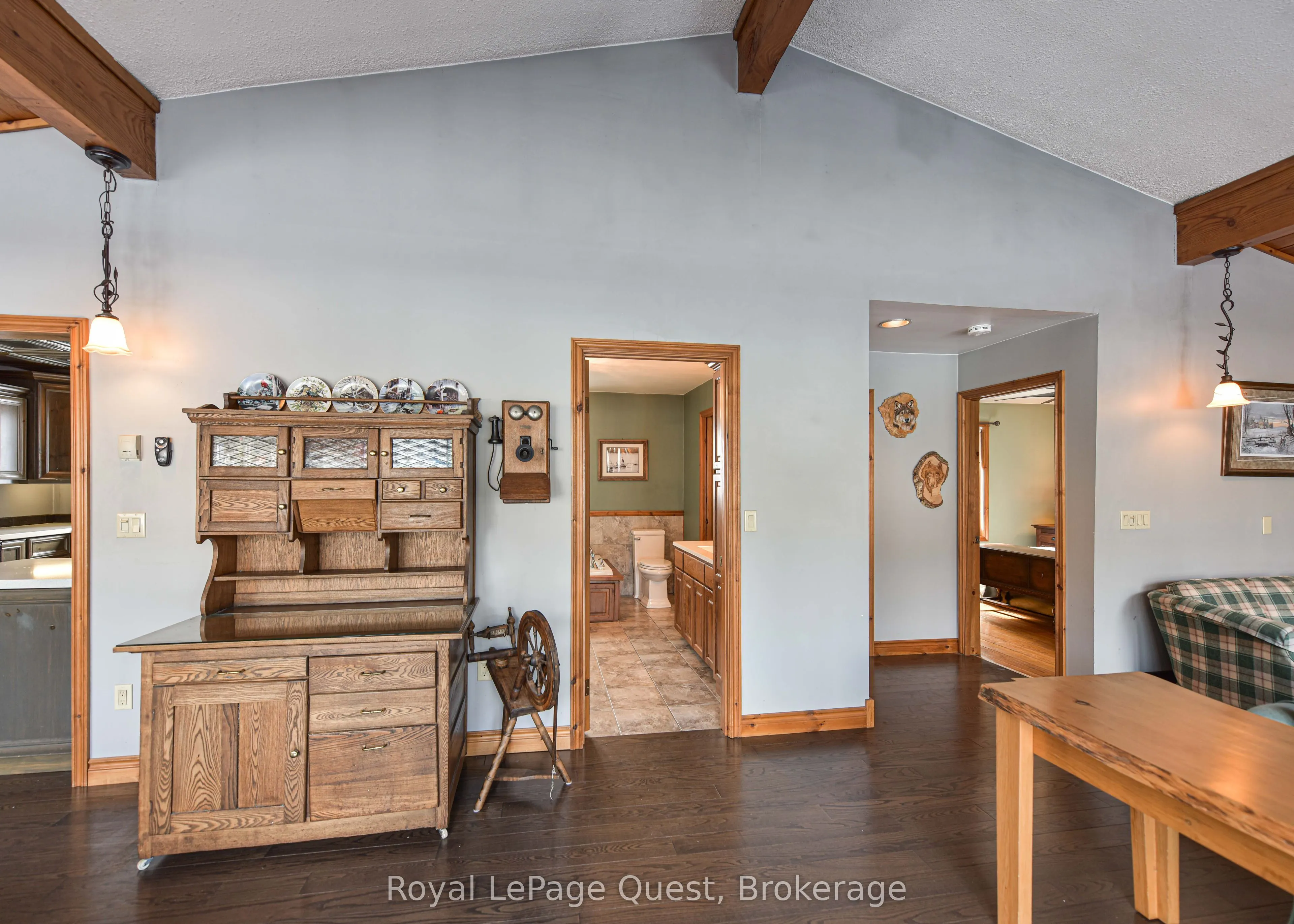 3012 Moynes Road