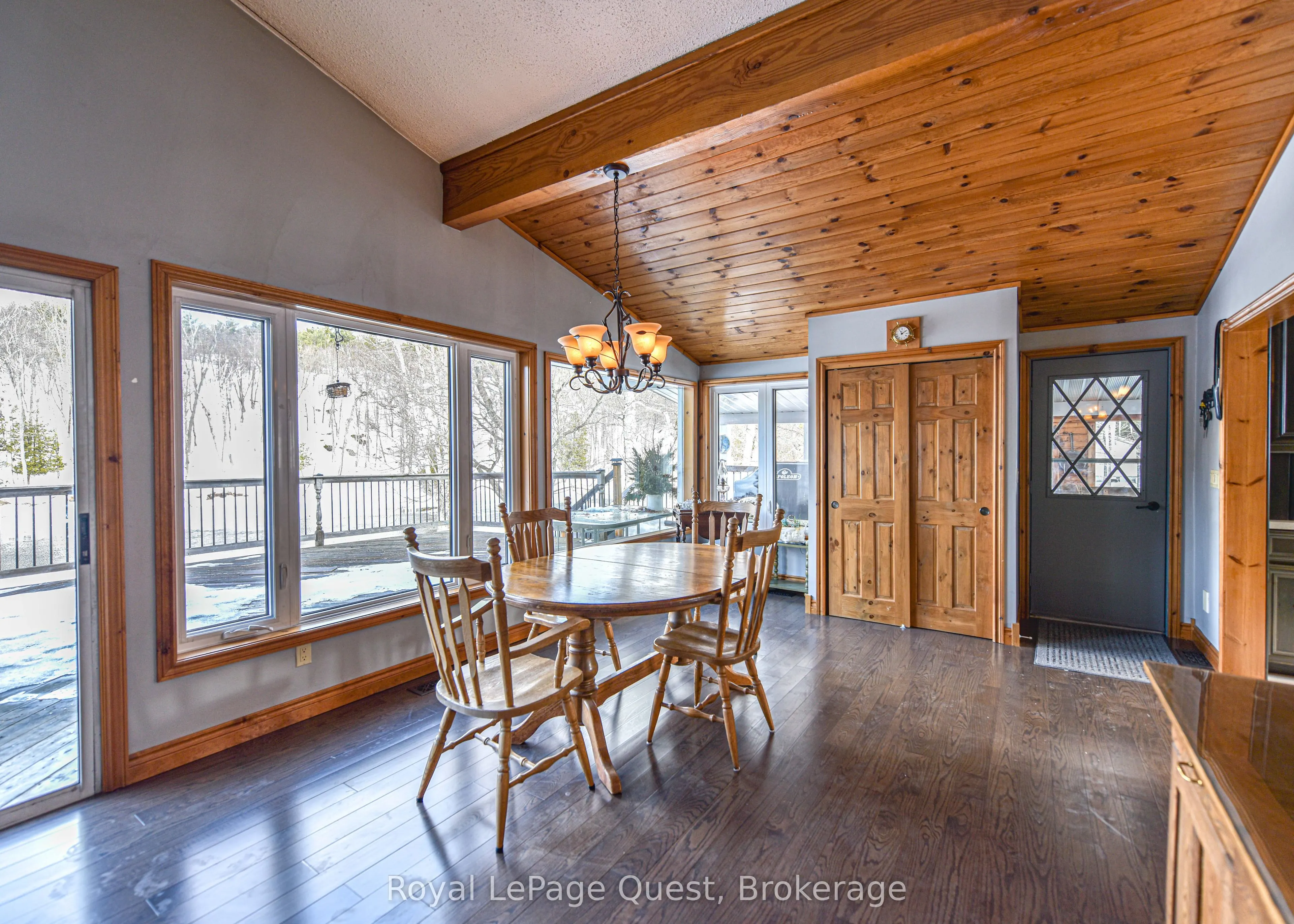 3012 Moynes Road