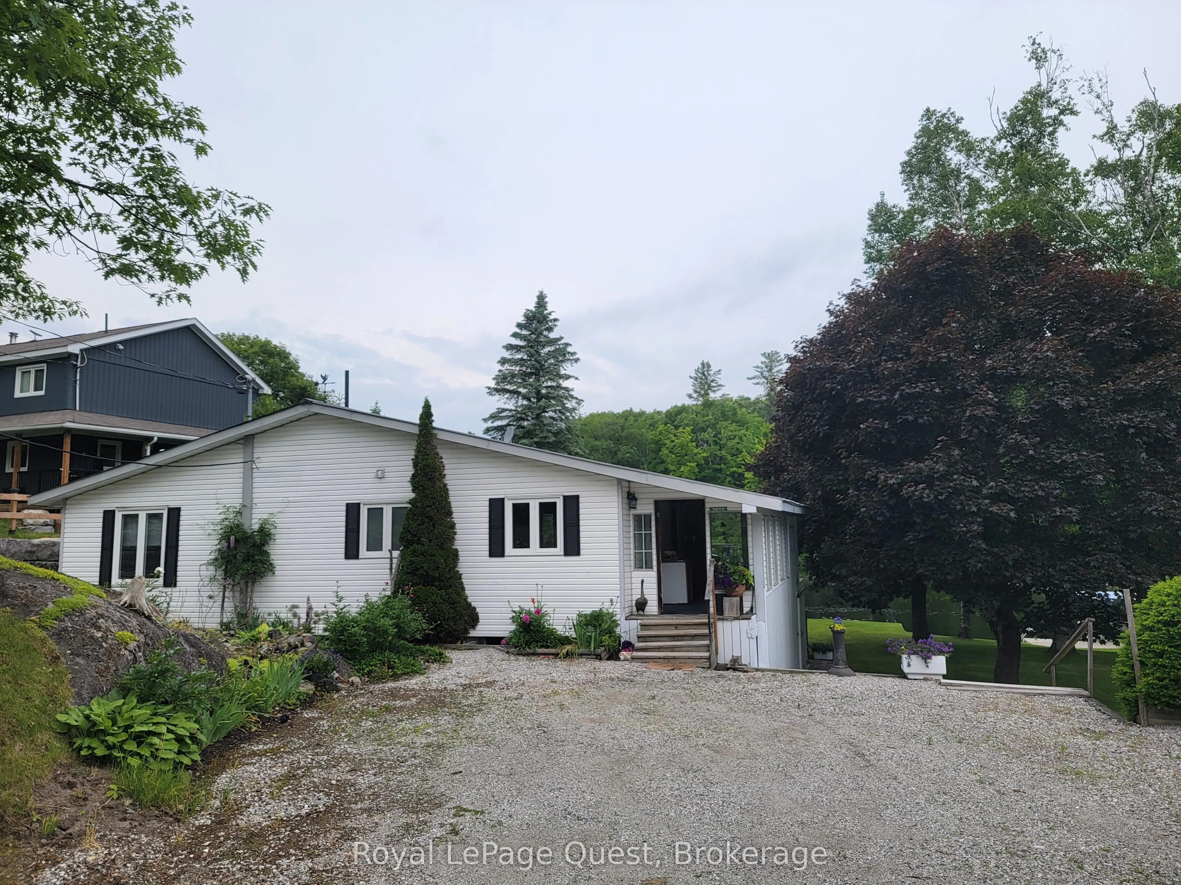 3012 Moynes Road