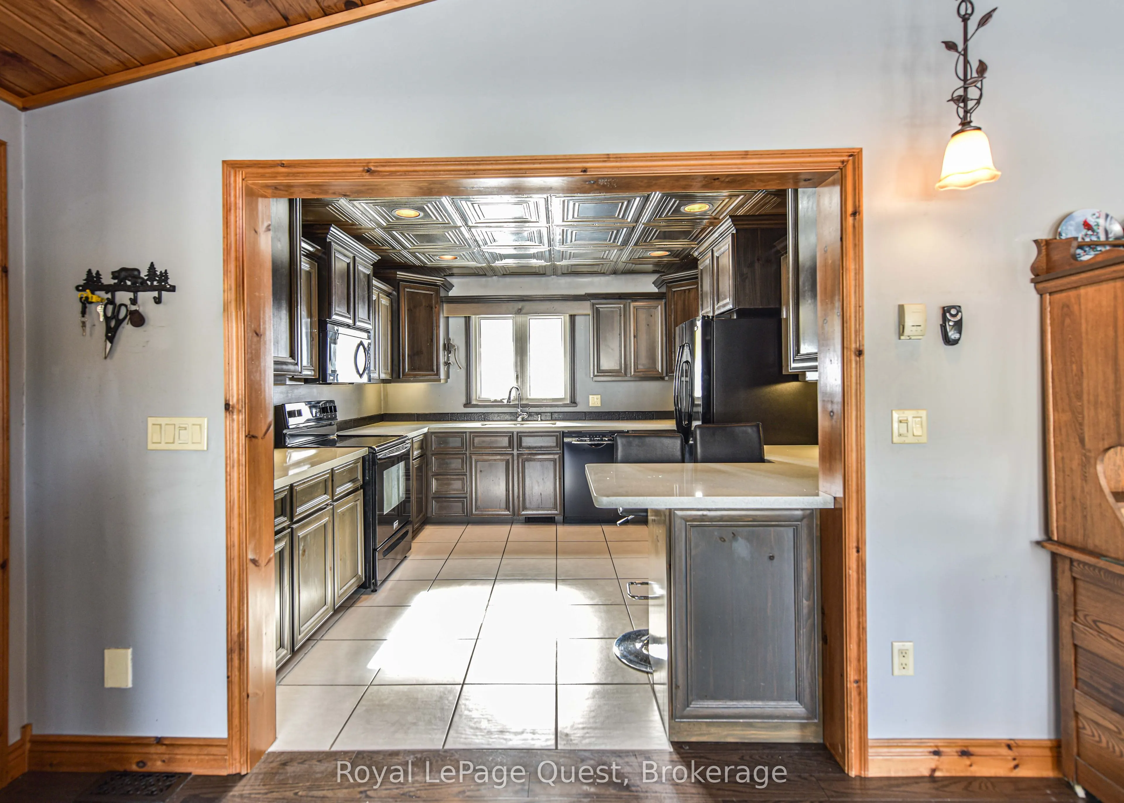 3012 Moynes Road