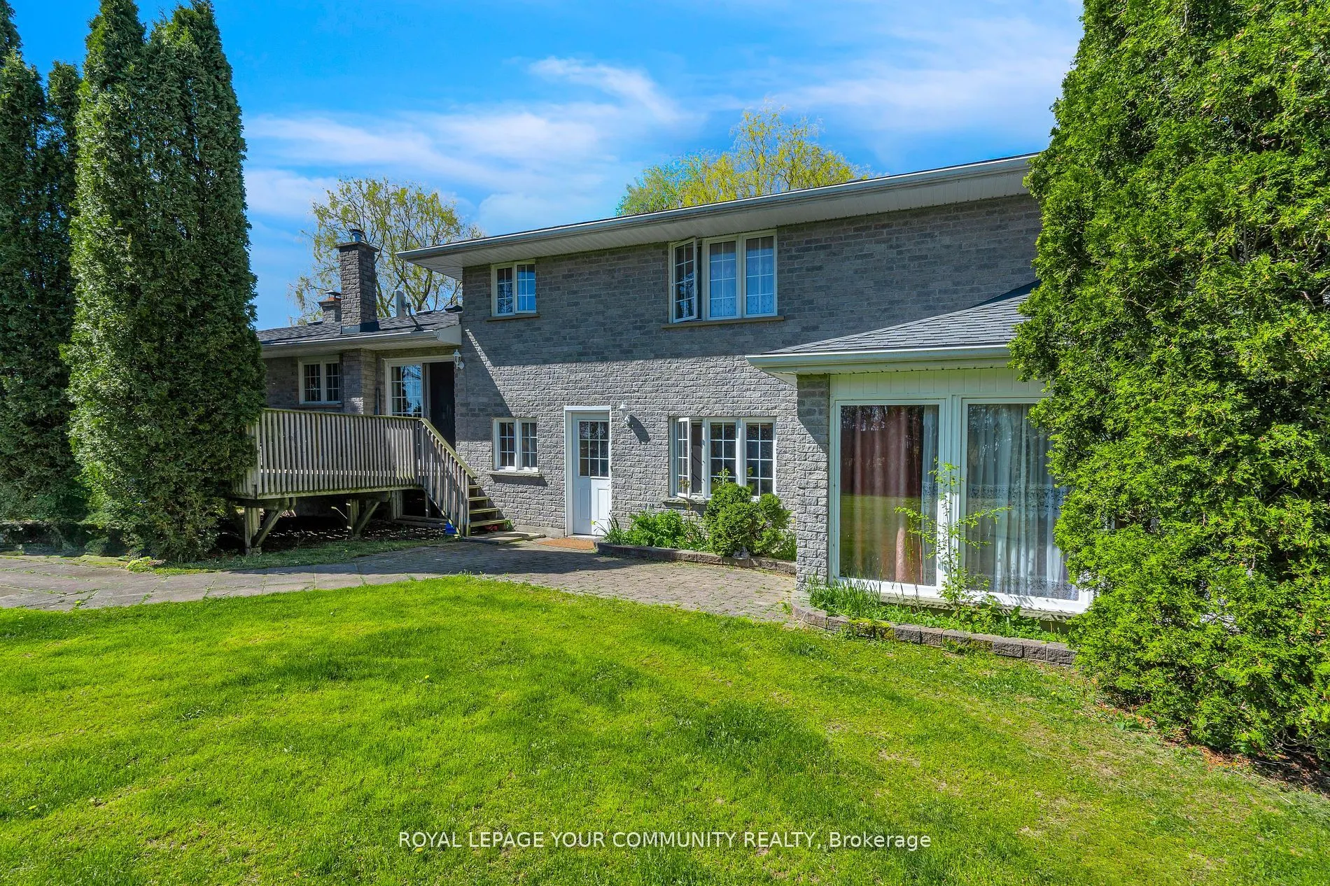 2449 Old Second Road N