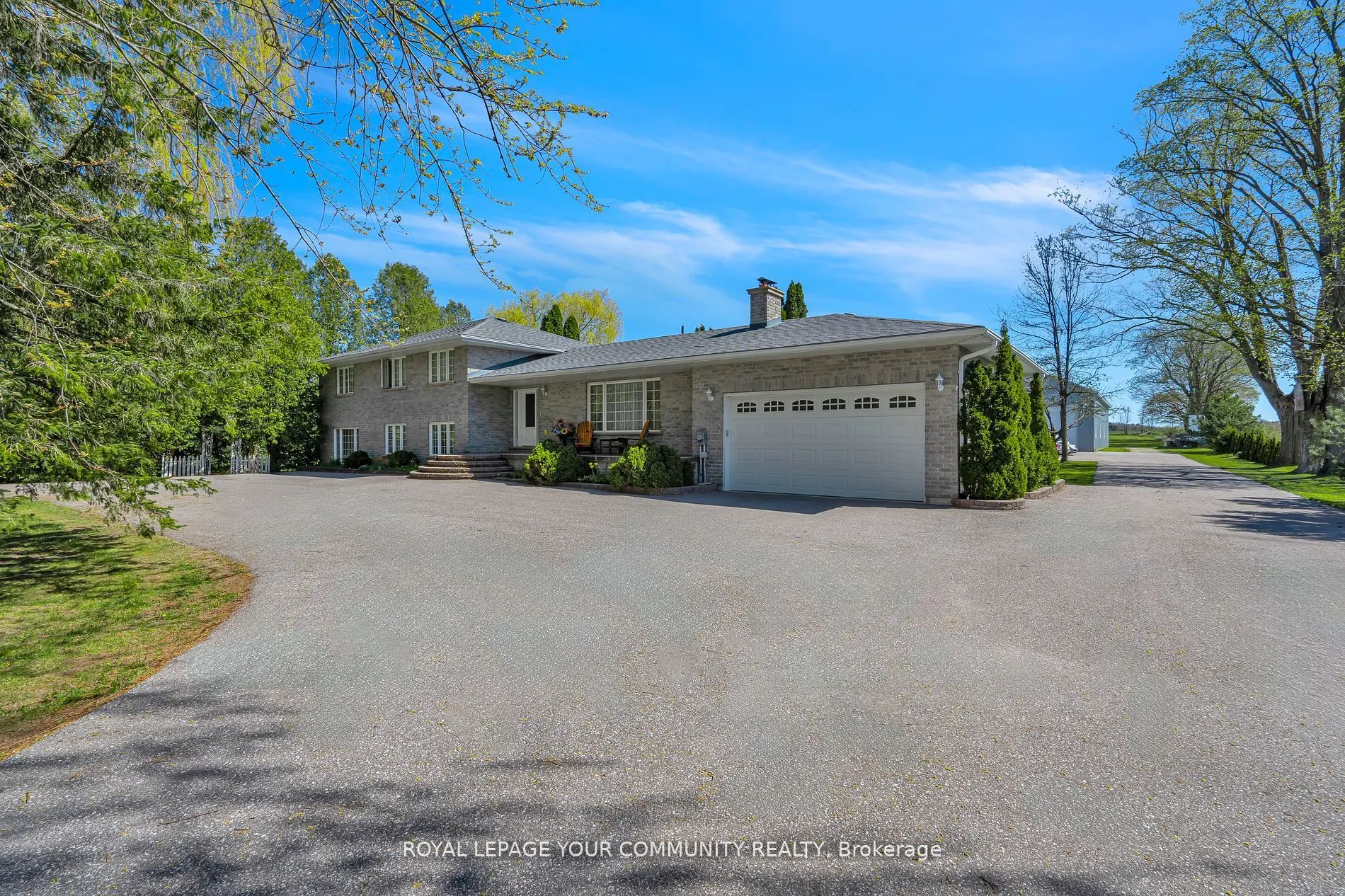 2449 Old Second Road N