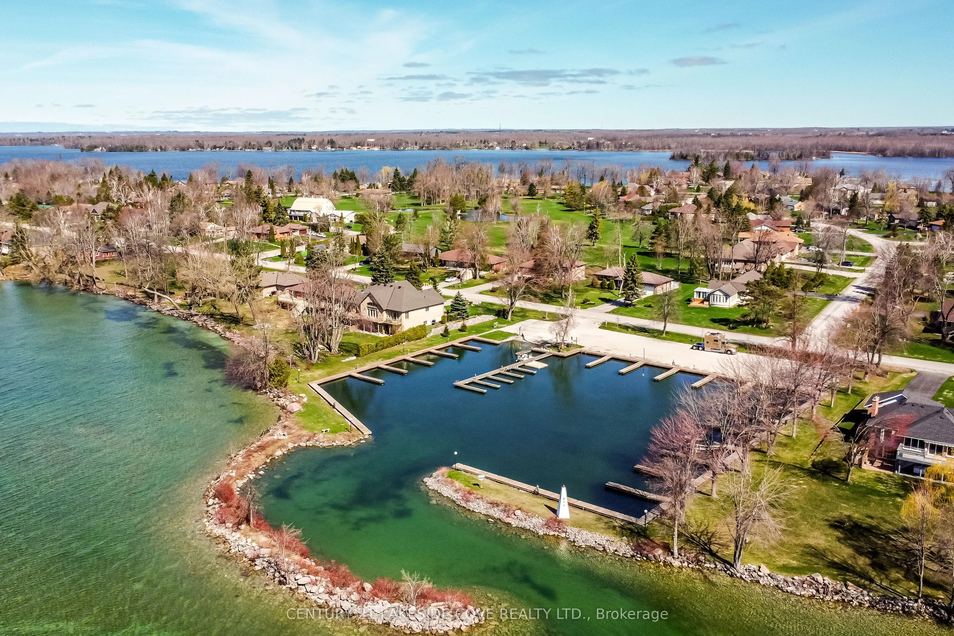 121 Bayshore Drive