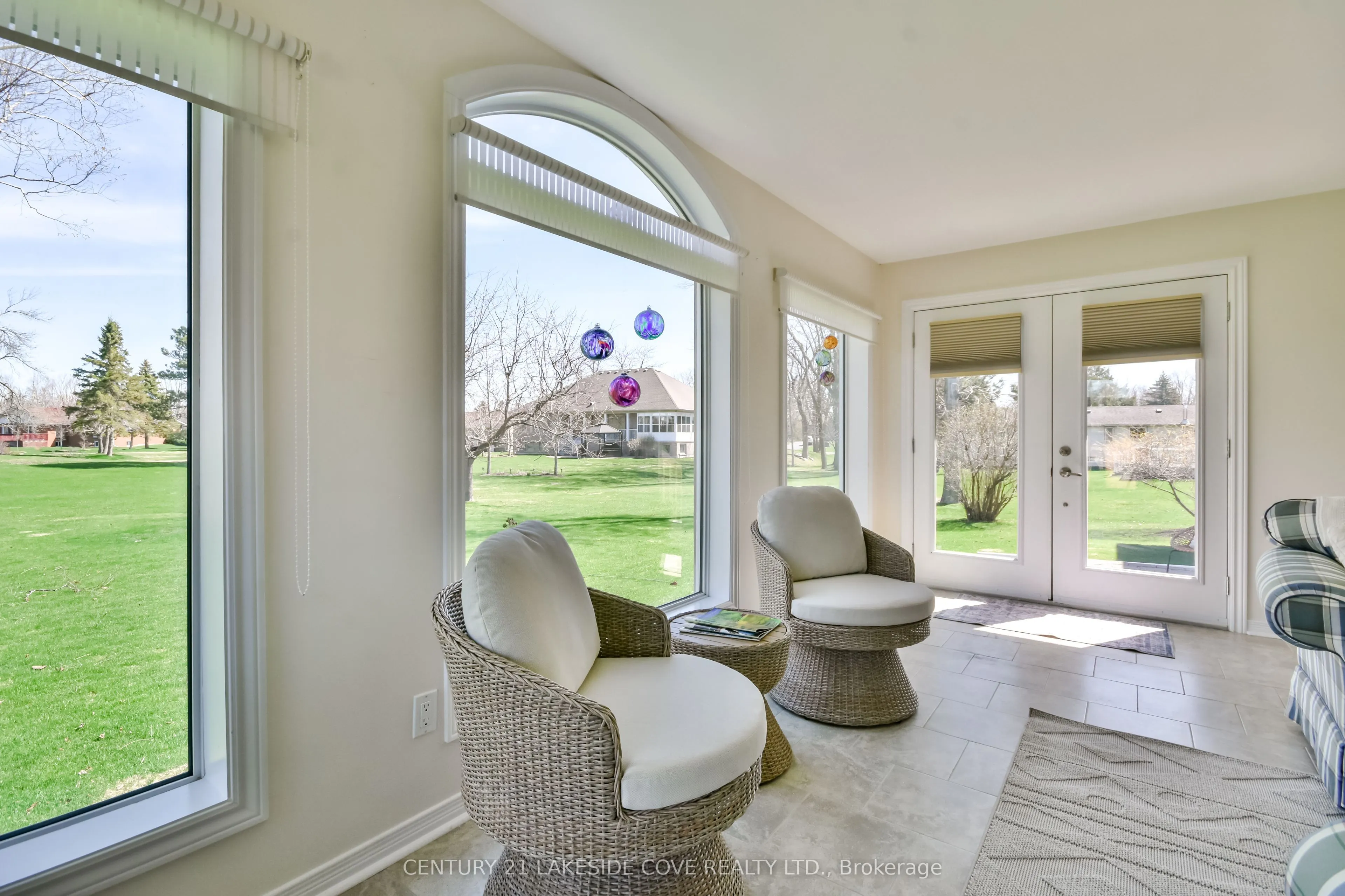 121 Bayshore Drive
