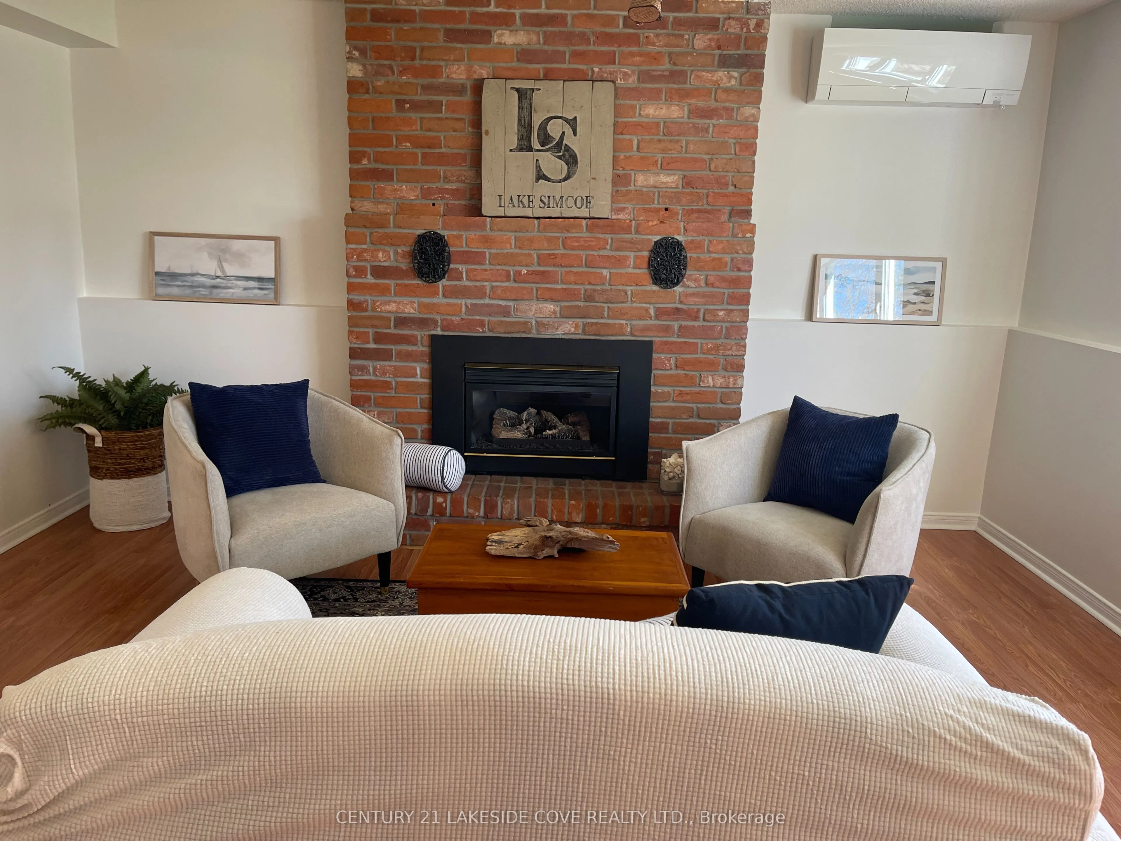 121 Bayshore Drive