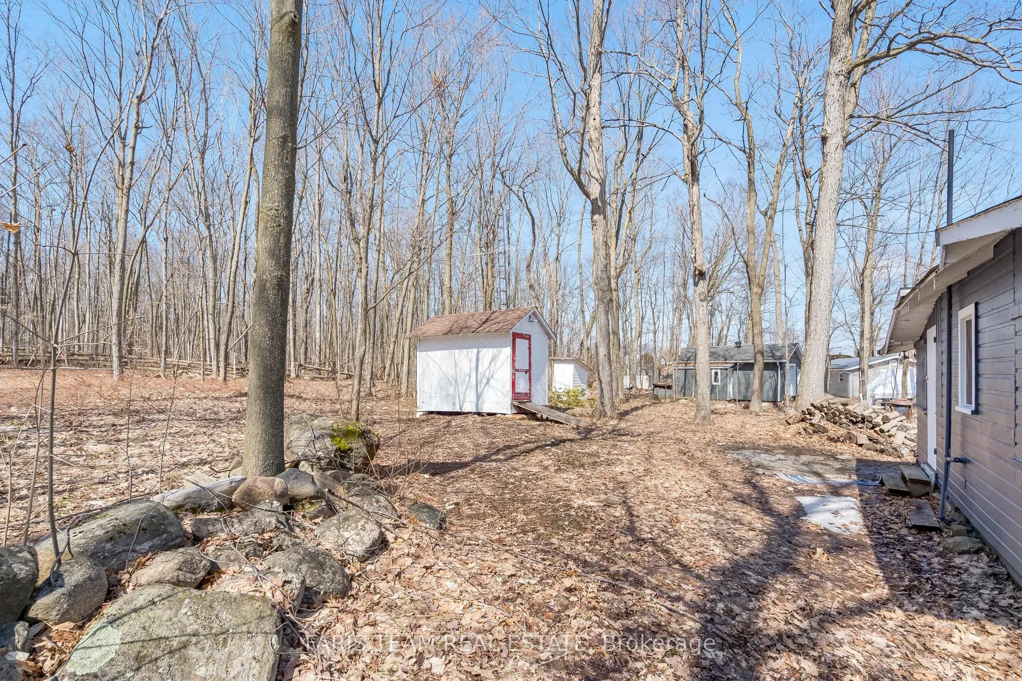 365 Robins Point Road