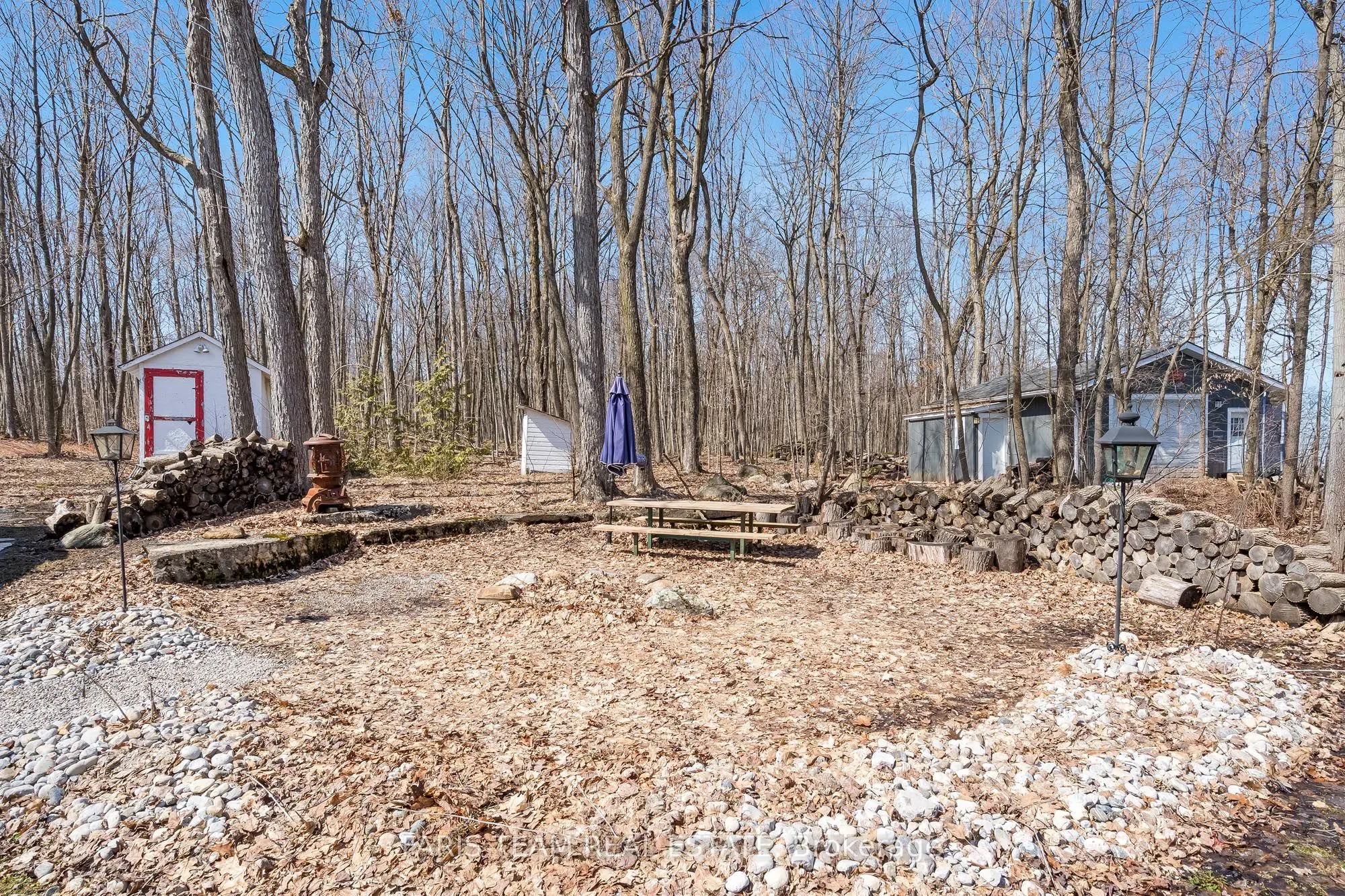 365 Robins Point Road