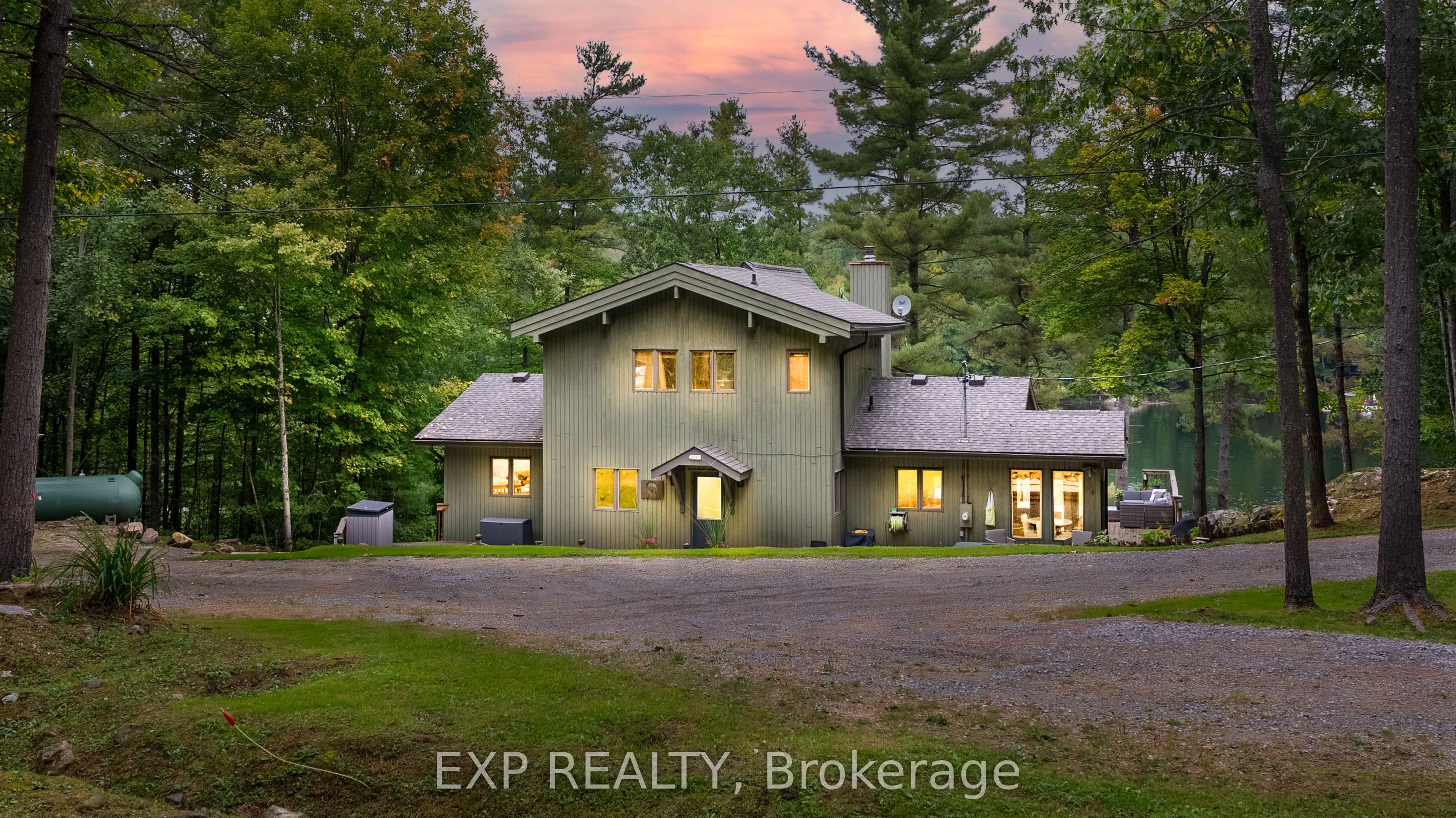 3413 FLAT RAPIDS Lane