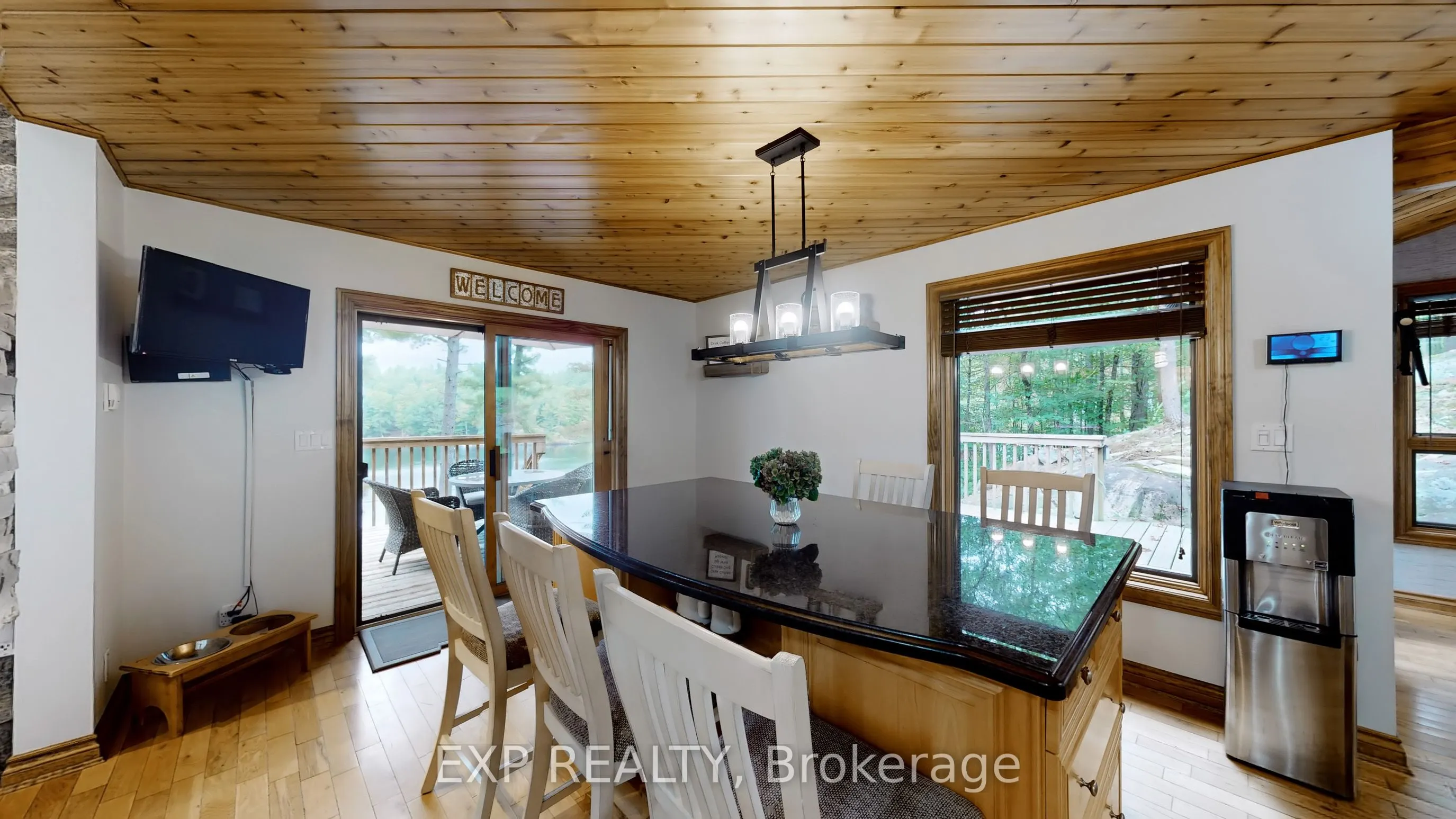 3413 FLAT RAPIDS Lane