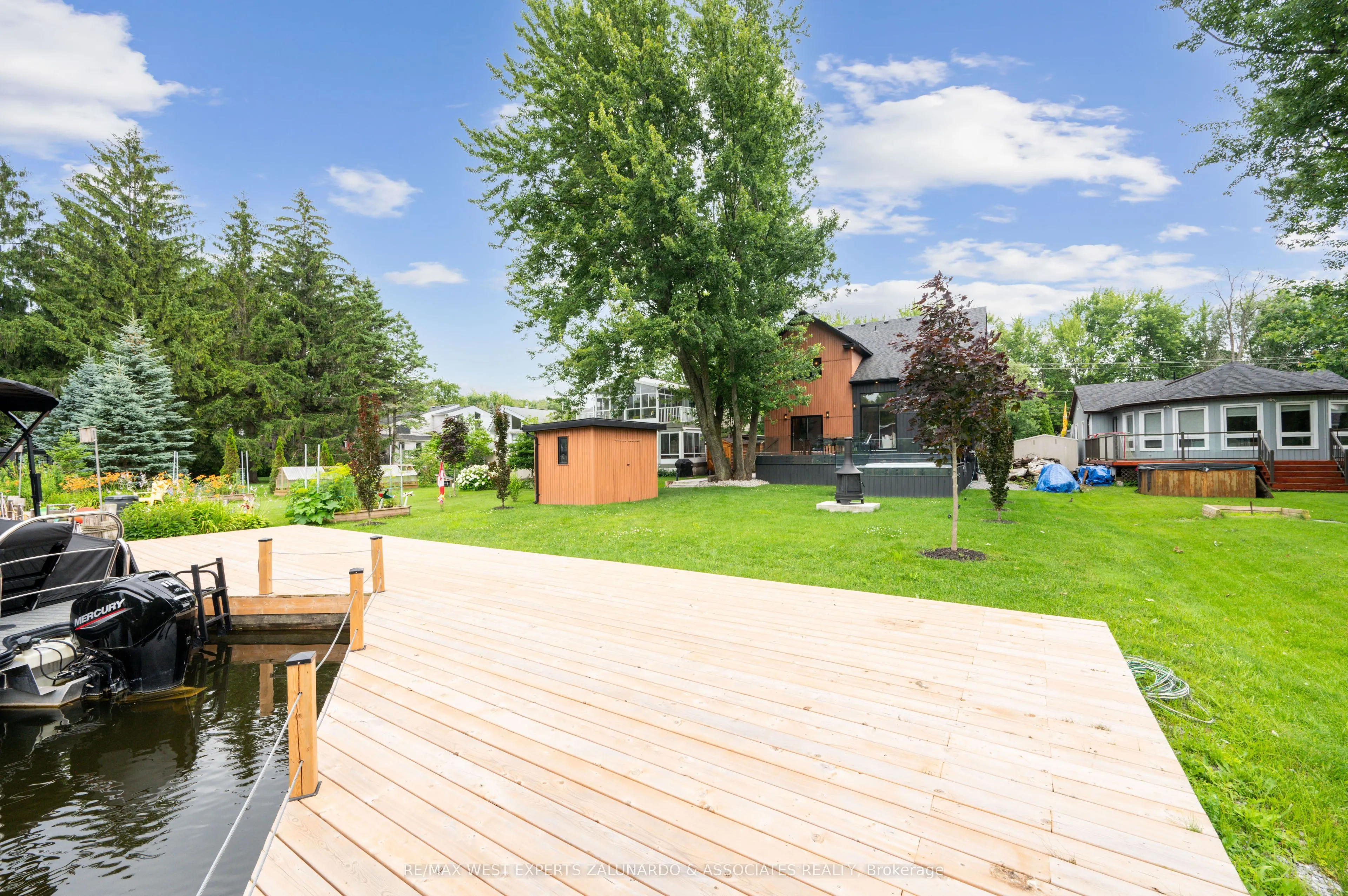 36 Simcoe Road
