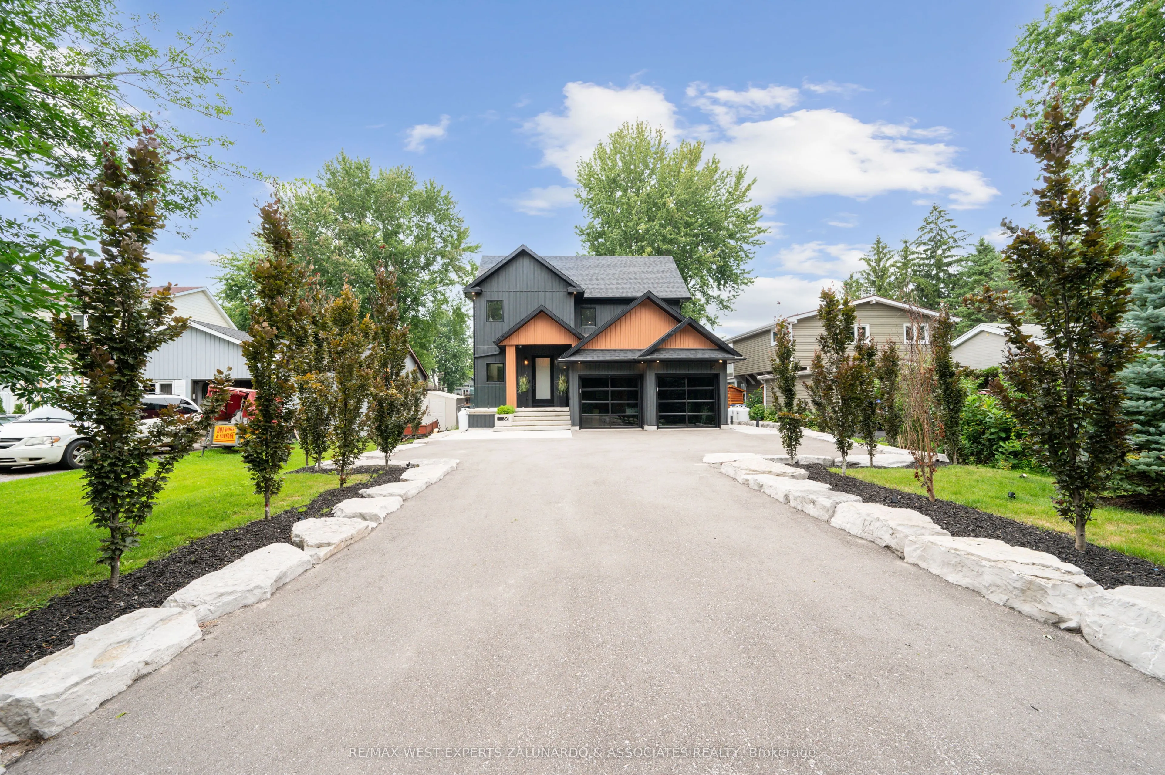 36 Simcoe Road