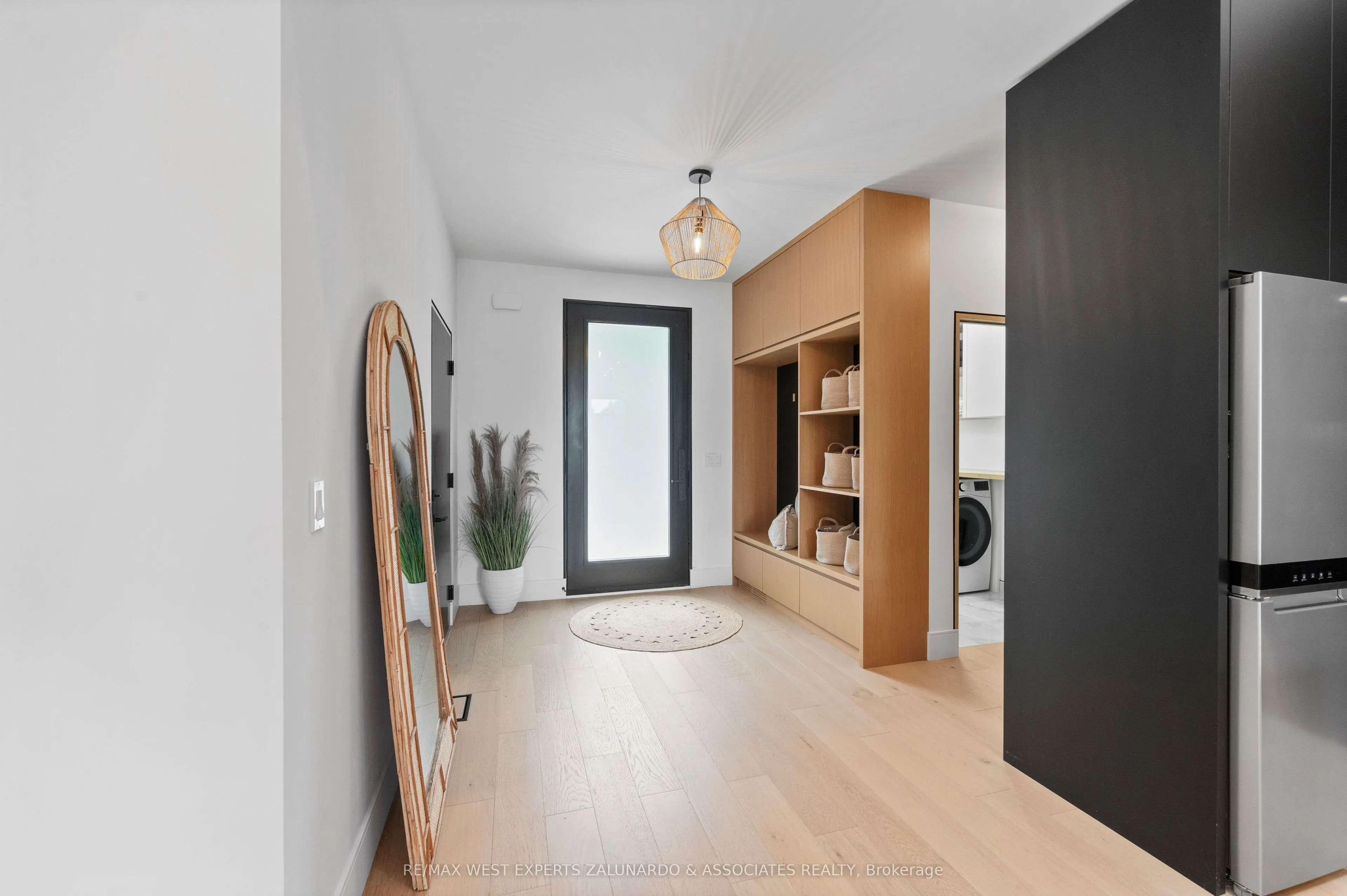 36 Simcoe Road