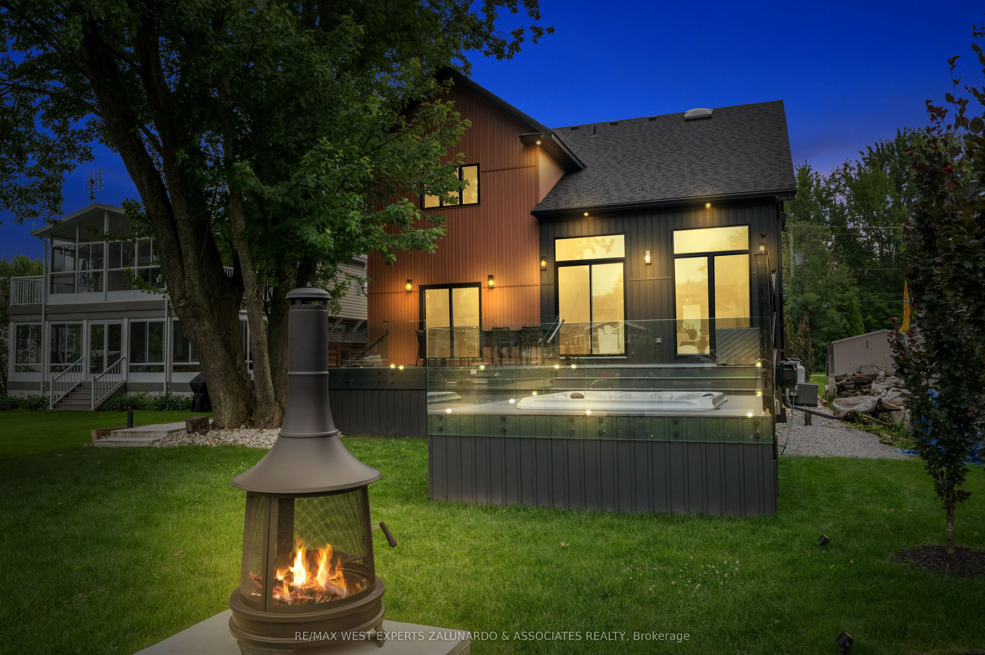 36 Simcoe Road