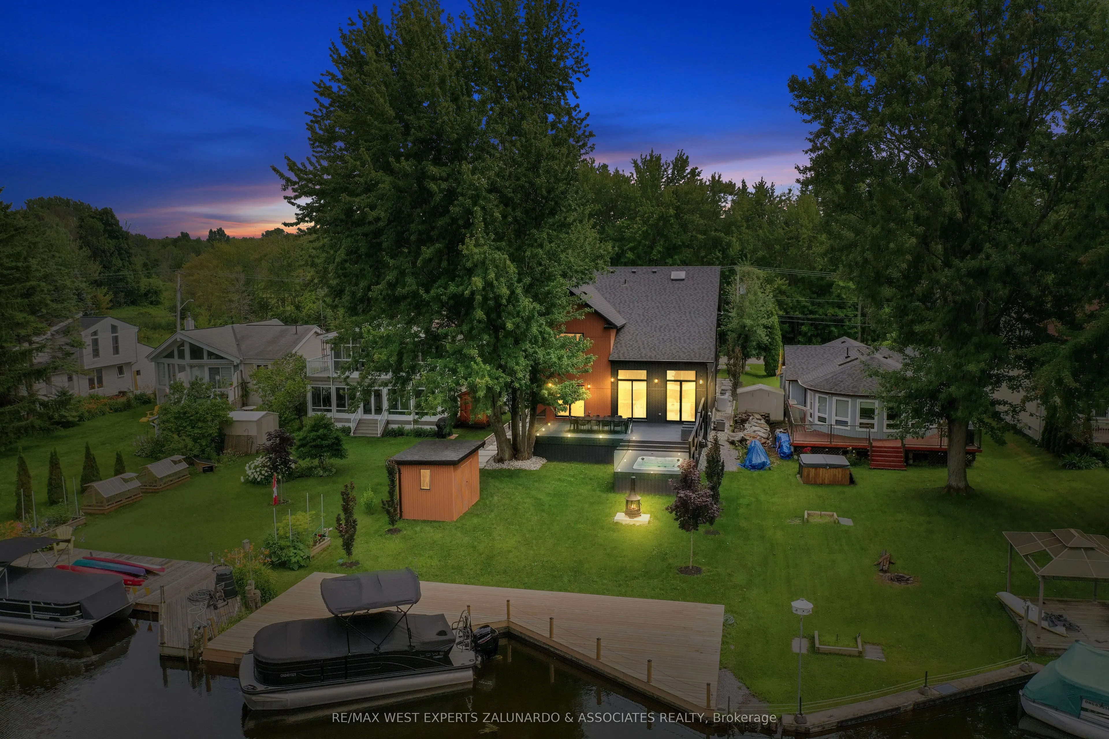 36 Simcoe Road