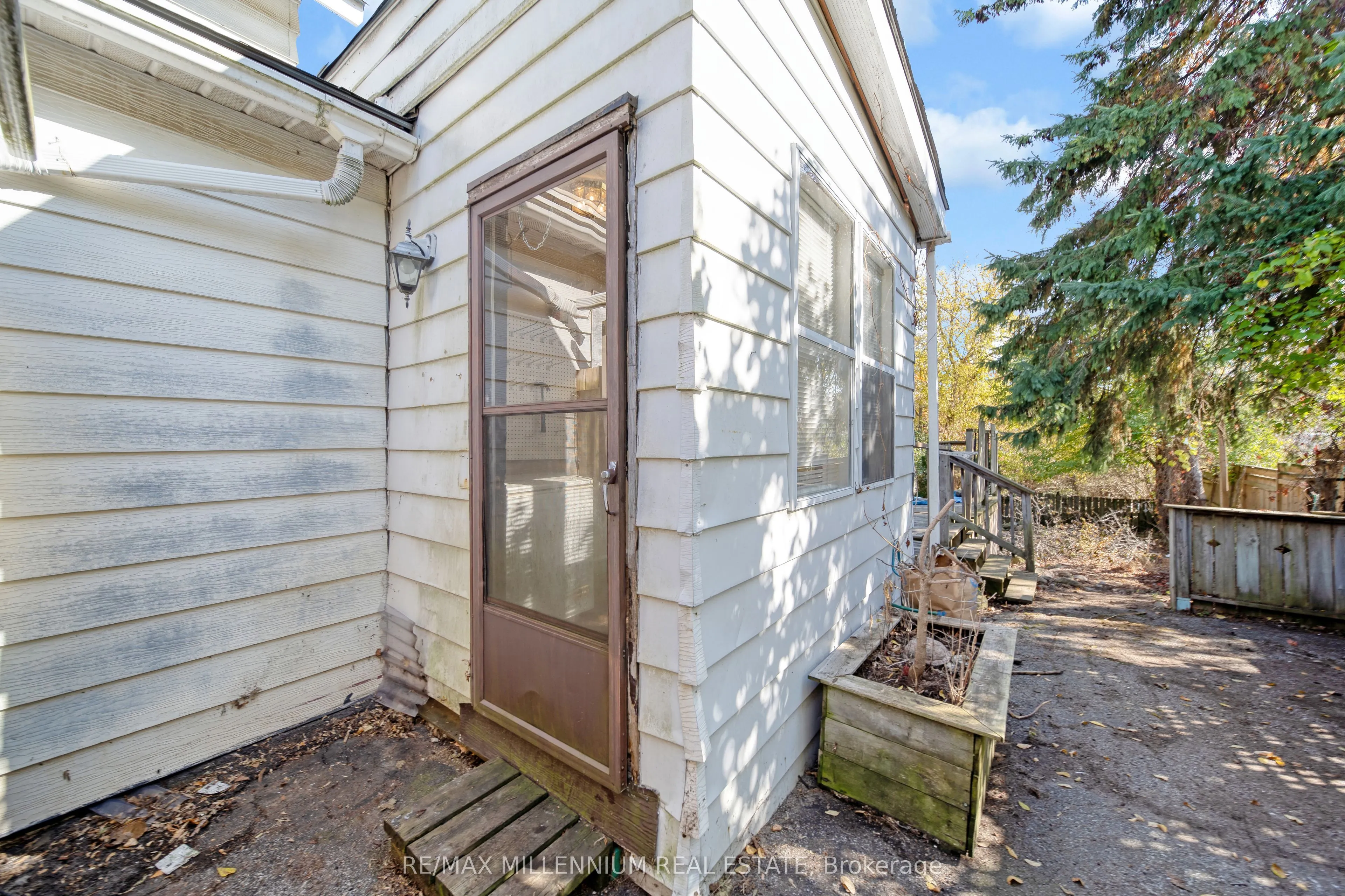 173 Barrie Road