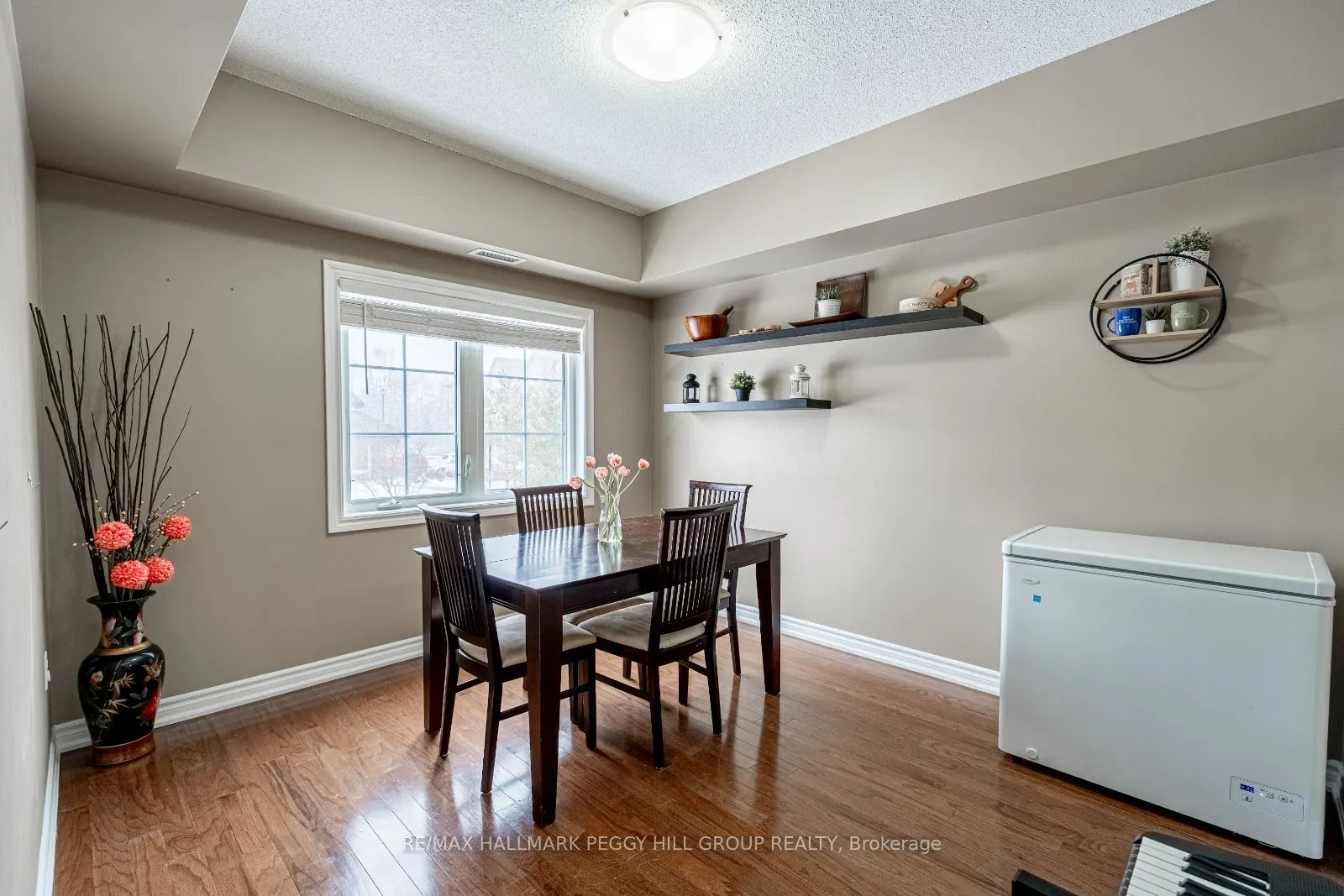 39 Ferndale Drive S #112