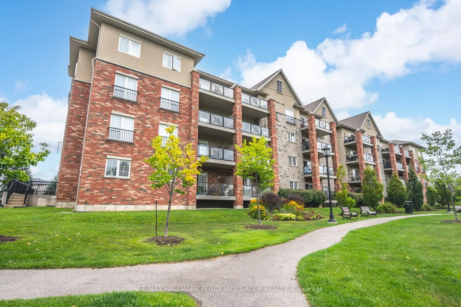 39 Ferndale Drive S #112