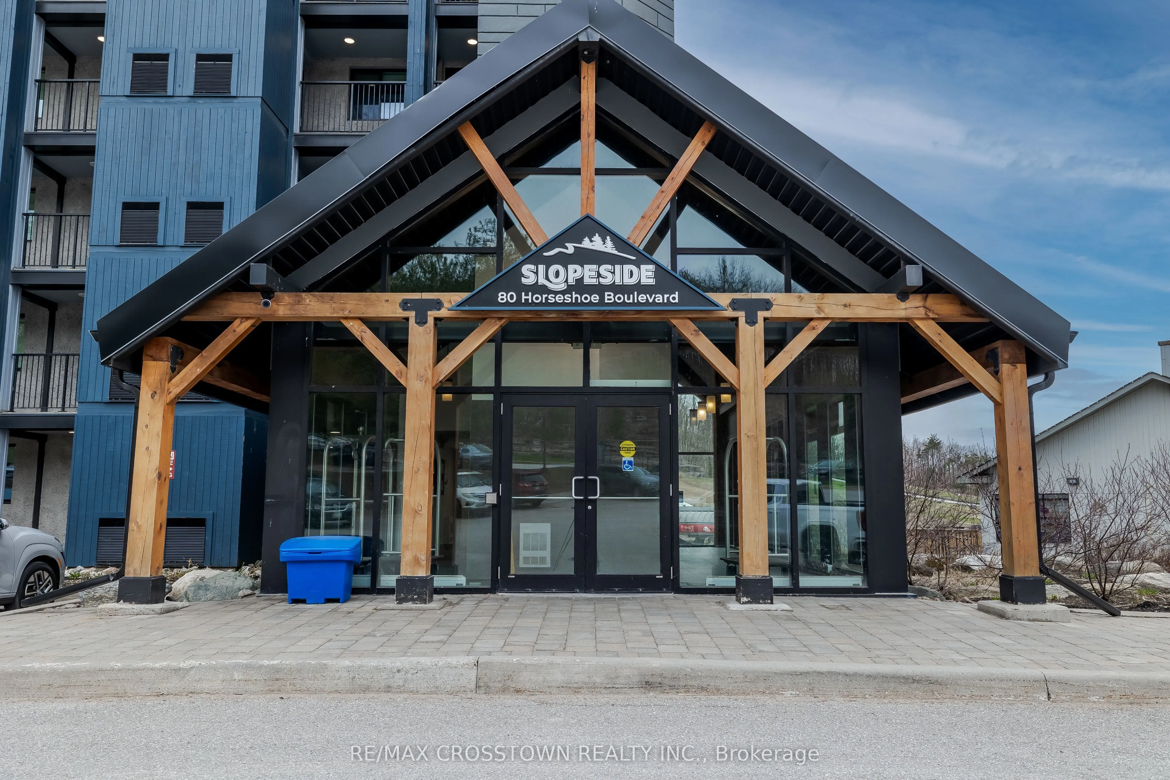 80 HORSESHOE Boulevard #302