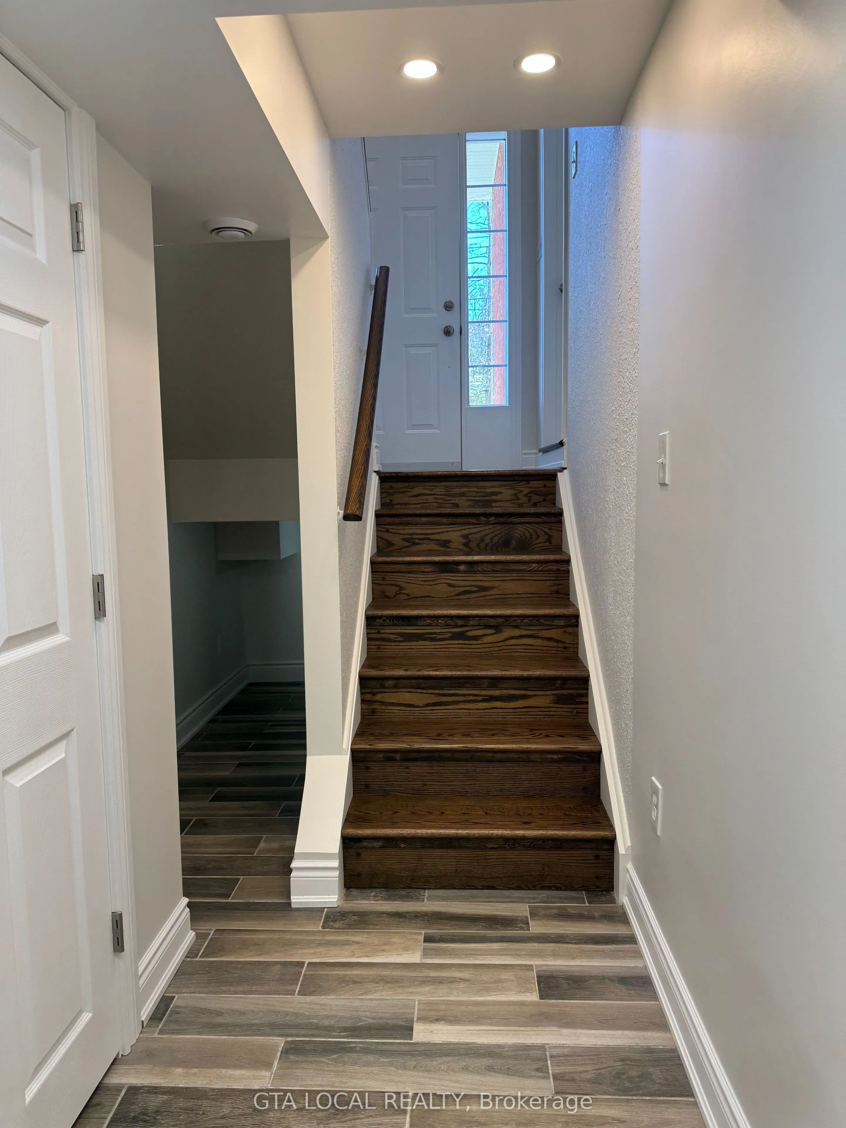 98 Osborne Street