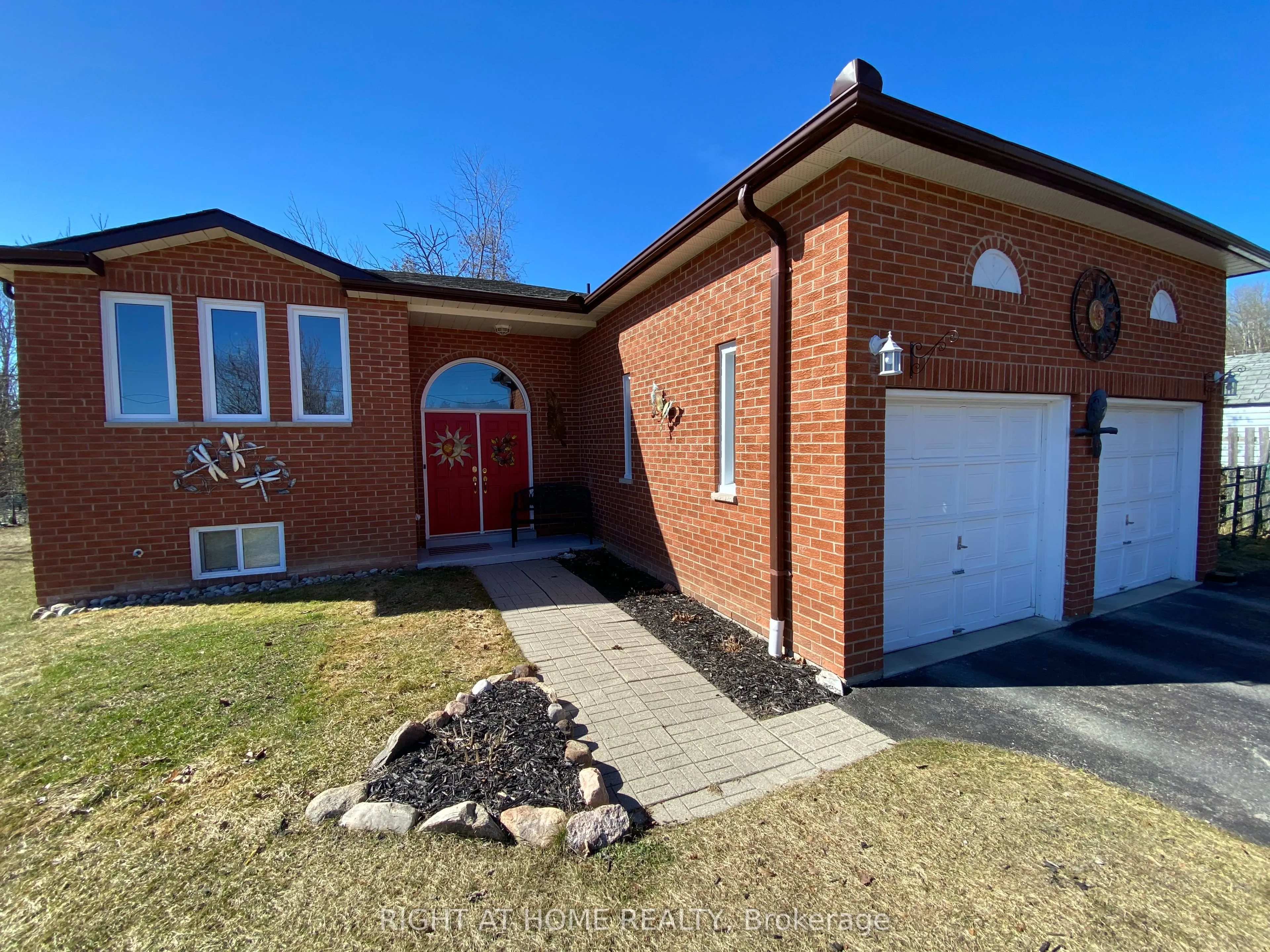 4 Campbell Avenue